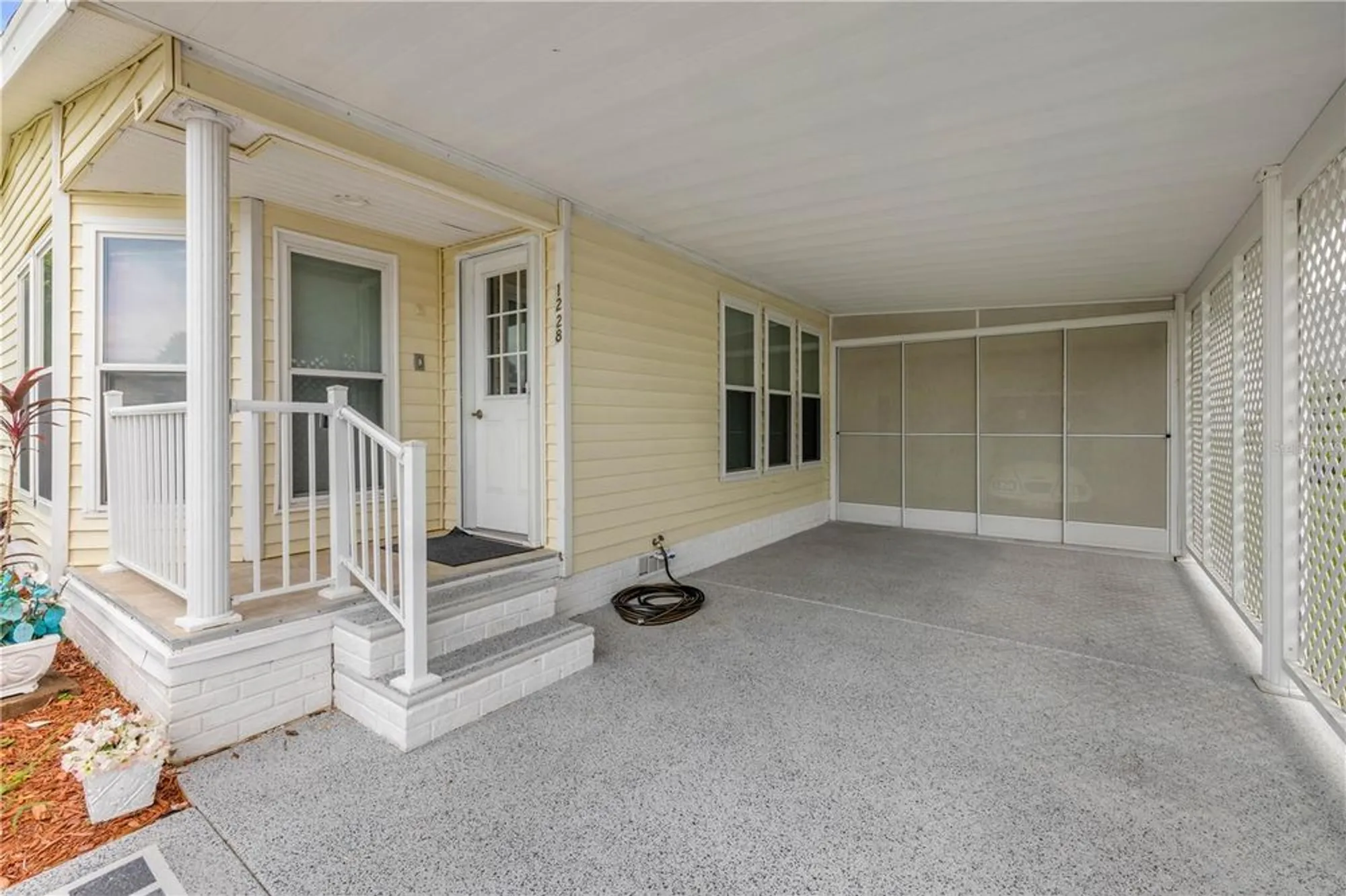 Property Slideshow image 3 of 43 | 1228 maria ct, The Villages, FL, 32159