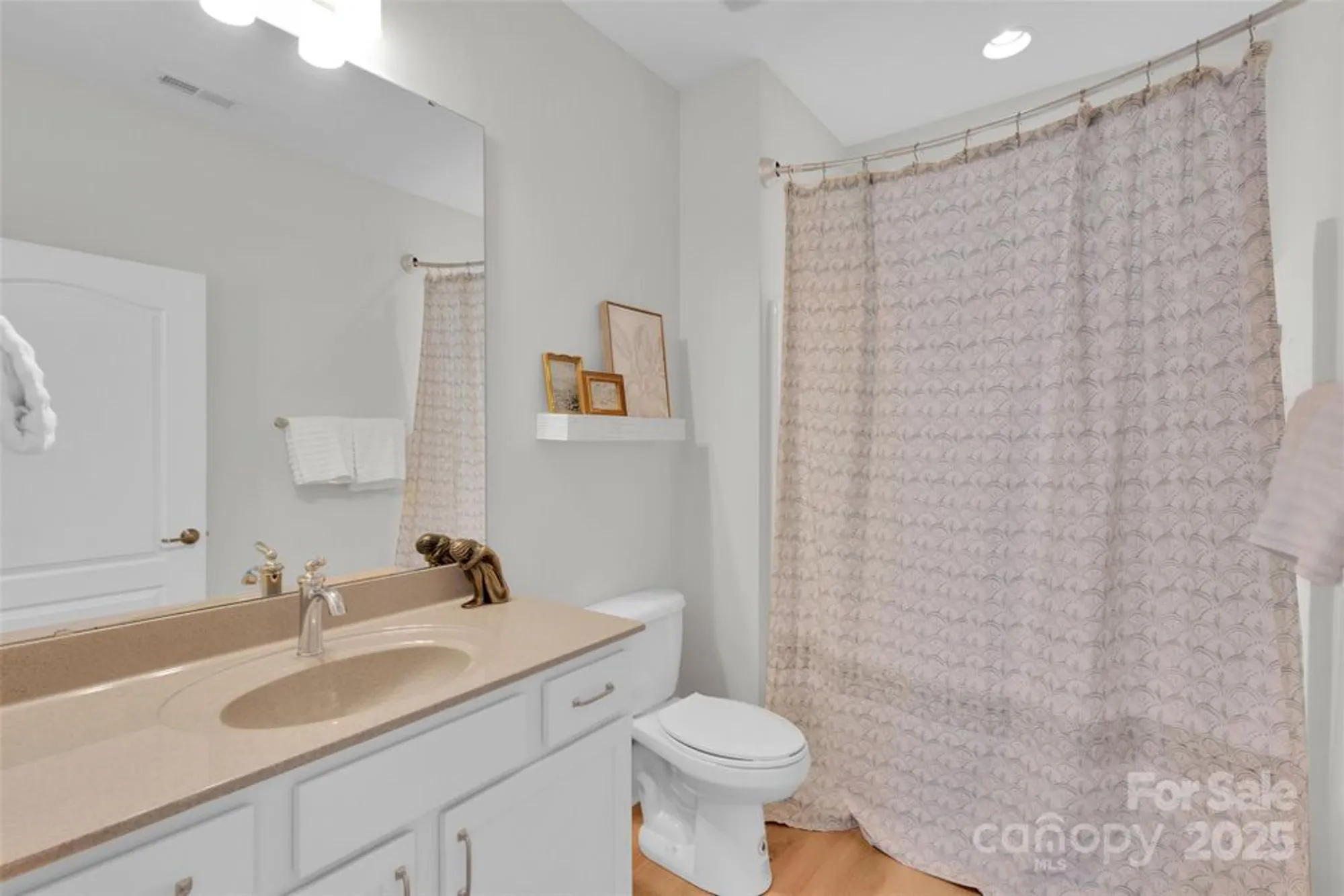 Property Slideshow image 21 of 29 | 13415 hazelbrook ln, Cornelius, NC, 28031