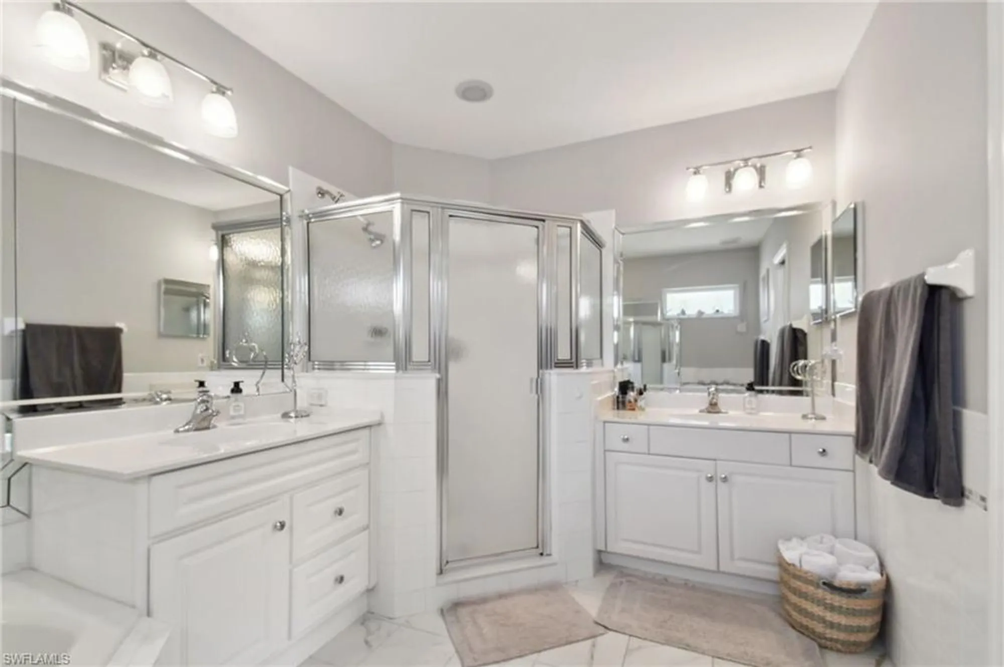 Property Slideshow image 34 of 46 | 9165 michael cir 1002, Naples, FL, 34113