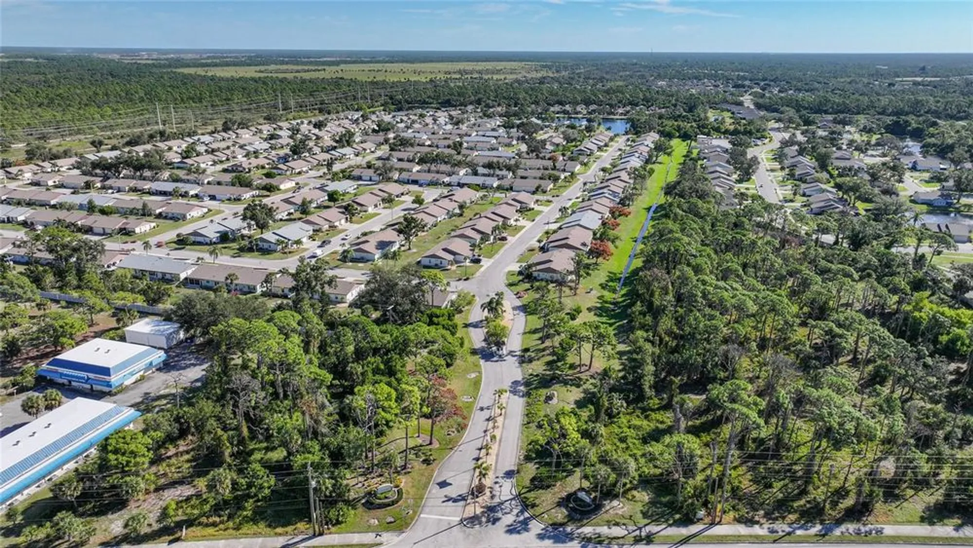 Property Slideshow image 31 of 35 | 215 persimmon st # 52, Englewood, FL, 34223