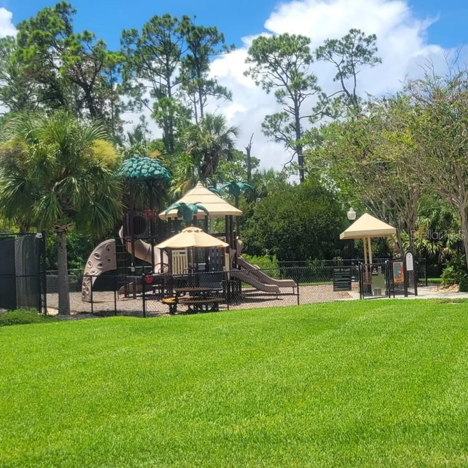 Property Slideshow image 47 of 62 | 34 southlake dr, Palm Coast, FL, 32137