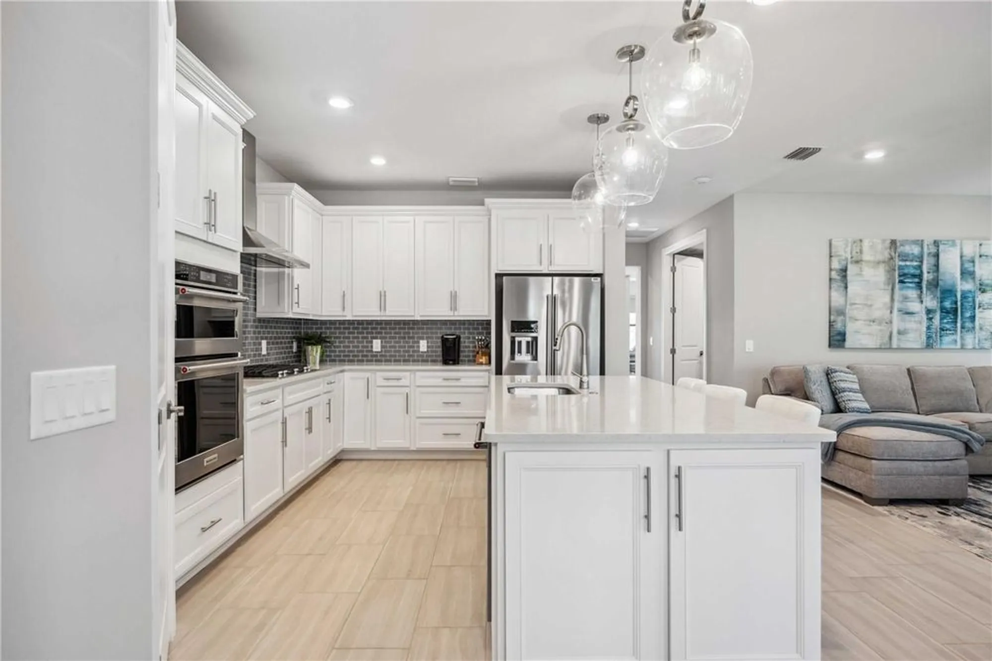 Property Slideshow image 10 of 51 | 17530 northwood pl, Bradenton, FL, 34202