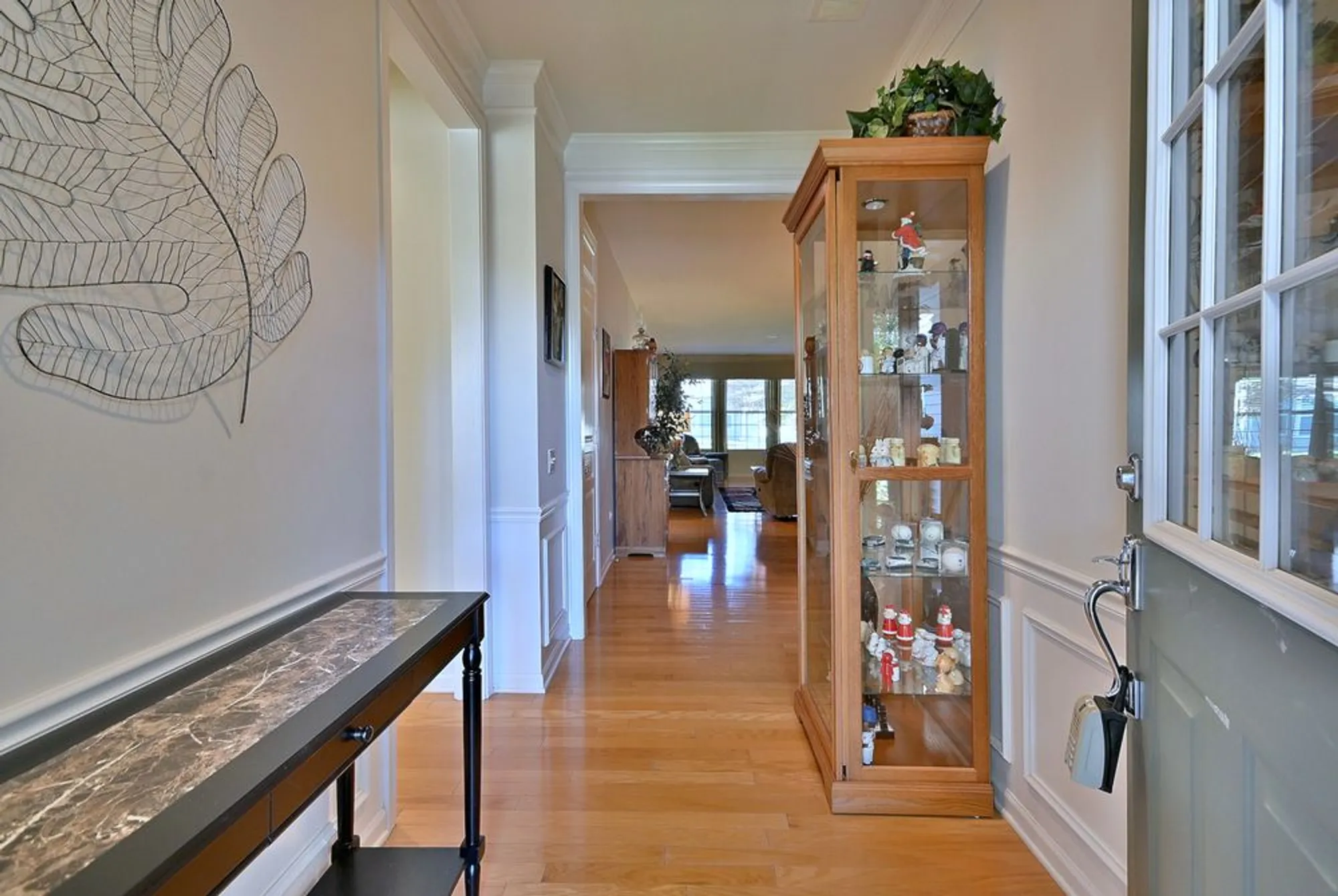 Property Slideshow image 7 of 36 | 2832 beacon point cir, Elgin, IL, 60124