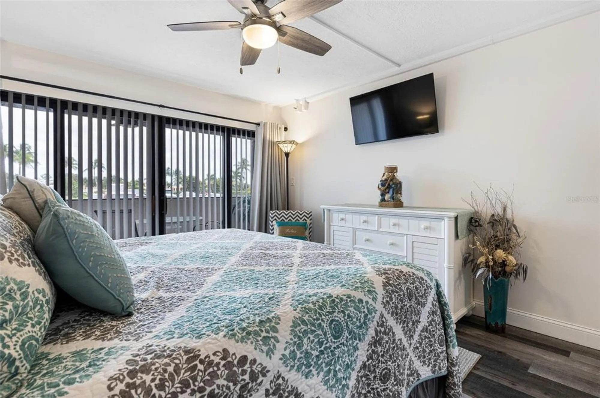 Property Slideshow image 9 of 26 | 3170 matecumbe key rd apt 111, Punta Gorda, FL, 33955