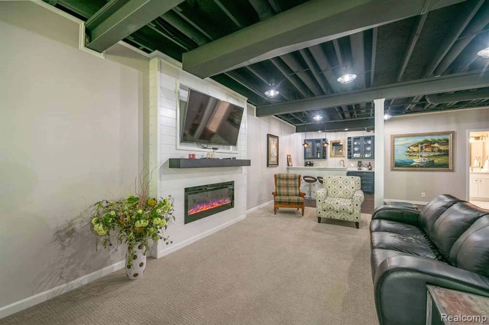 Property Slideshow image 28 of 33 | 3057 bridgewater rd, Auburn Hills, MI, 48326