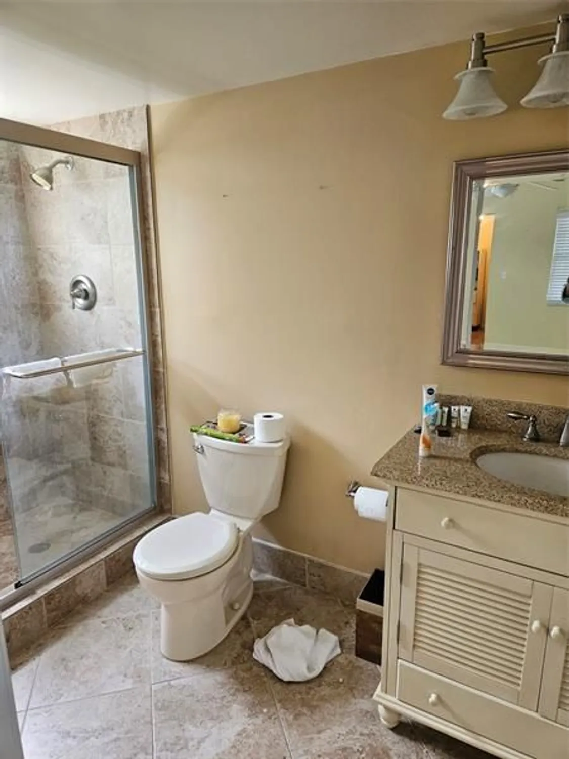 Property Slideshow image 7 of 11 | 101 sw 132nd way apt 218, Pembroke Pines, FL, 33027