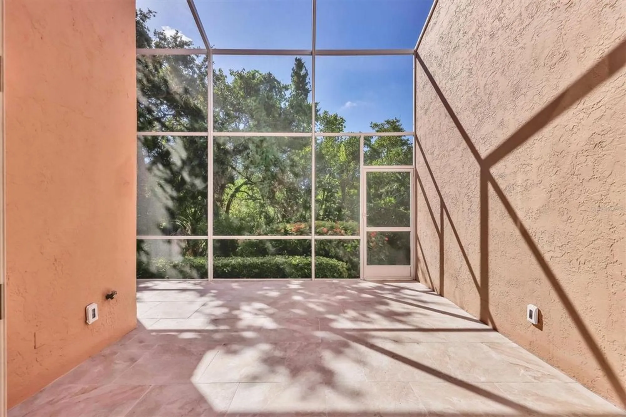 Property Slideshow image 43 of 71 | 1703 starling dr # 1703, Sarasota, FL, 34231