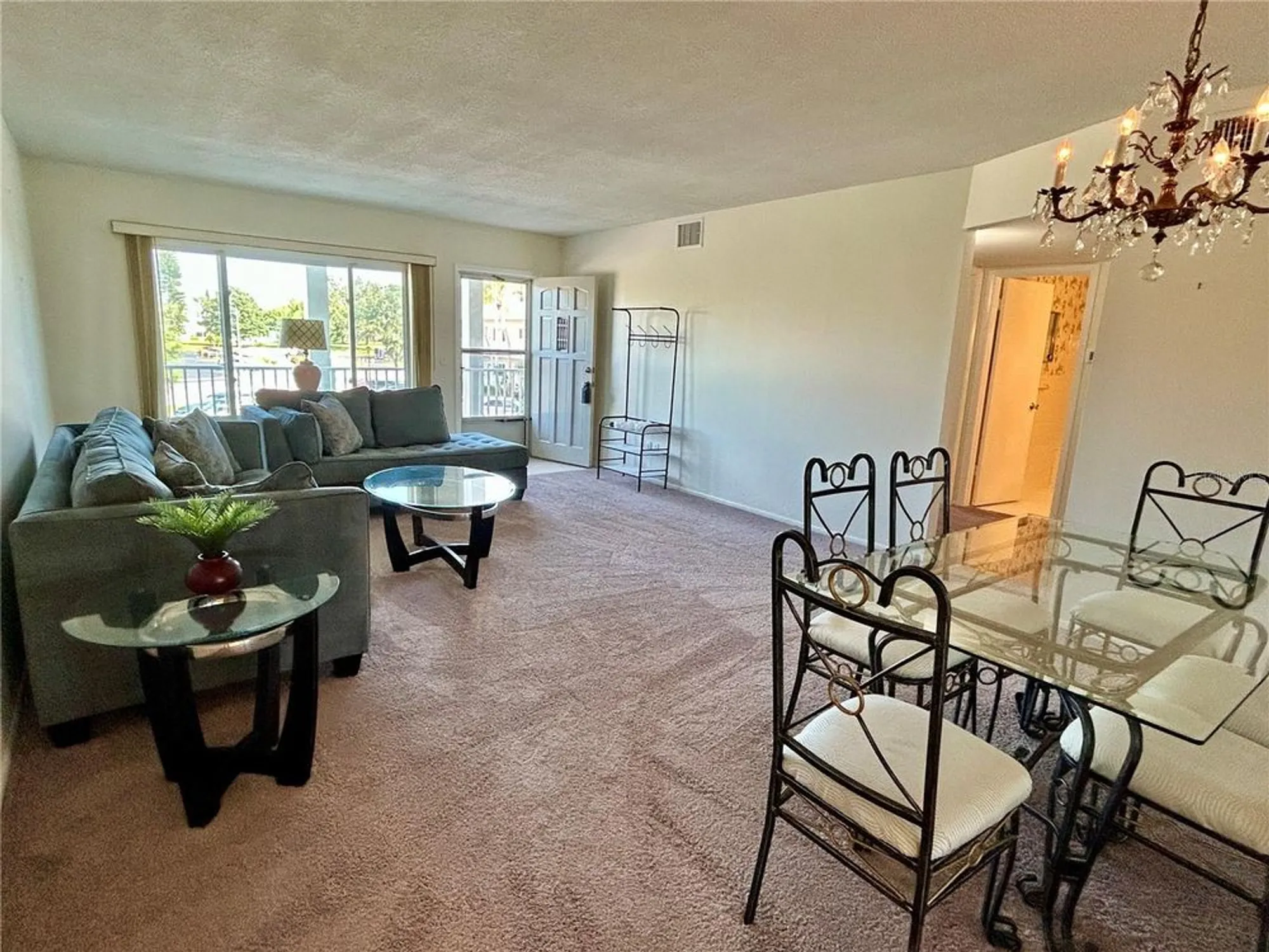 Property Slideshow image 7 of 54 | 2070 world parkway blvd apt 36, Clearwater, FL, 33763