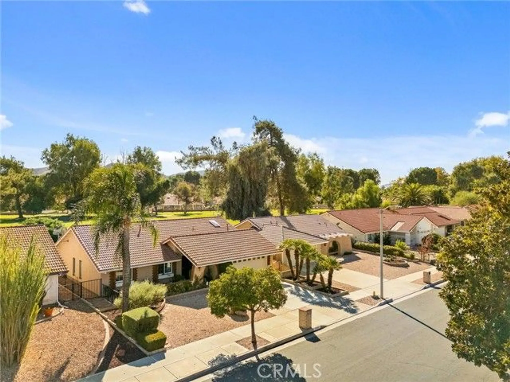 Property Slideshow image 30 of 39 | 2059 silver oak way, Hemet, CA, 92545