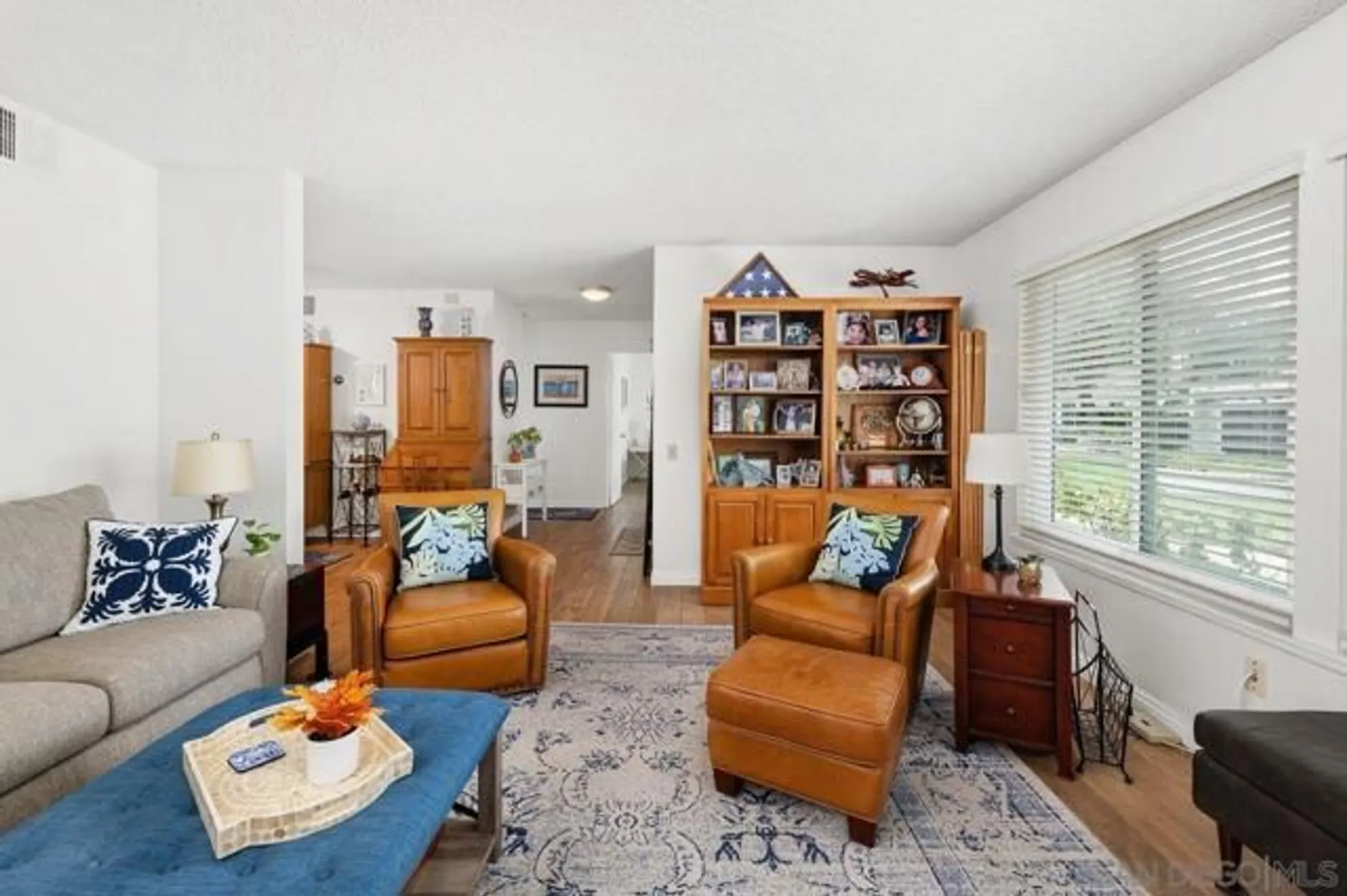 Property Slideshow image 10 of 37 | 16533 caminito vecinos unit 52, San Diego, CA, 92128