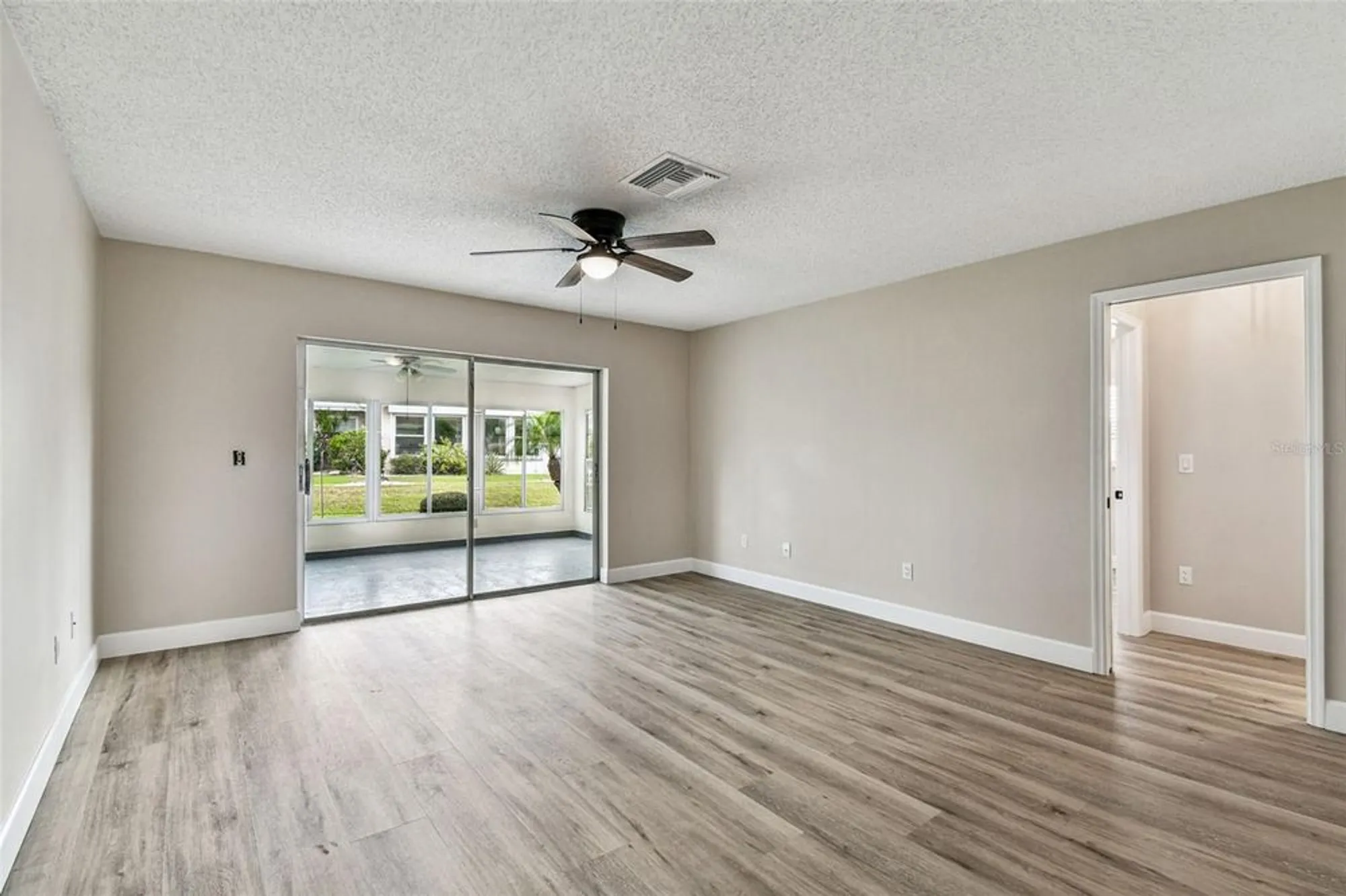 Property Slideshow image 7 of 36 | 1805 butterfly pl, Sun City Center, FL, 33573