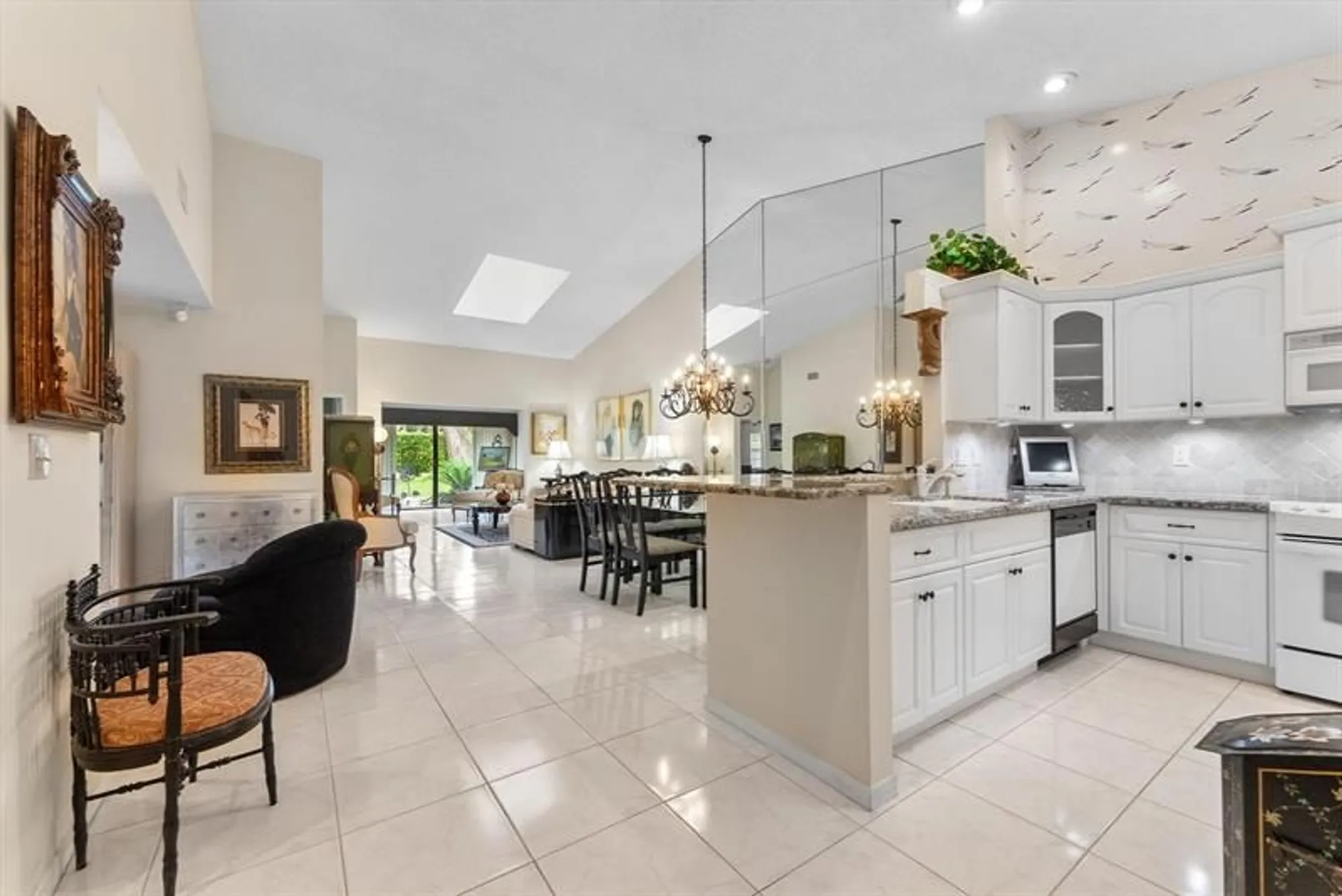 Property Slideshow image 6 of 53 | 8333 springlake dr a, Boca Raton, FL, 33496