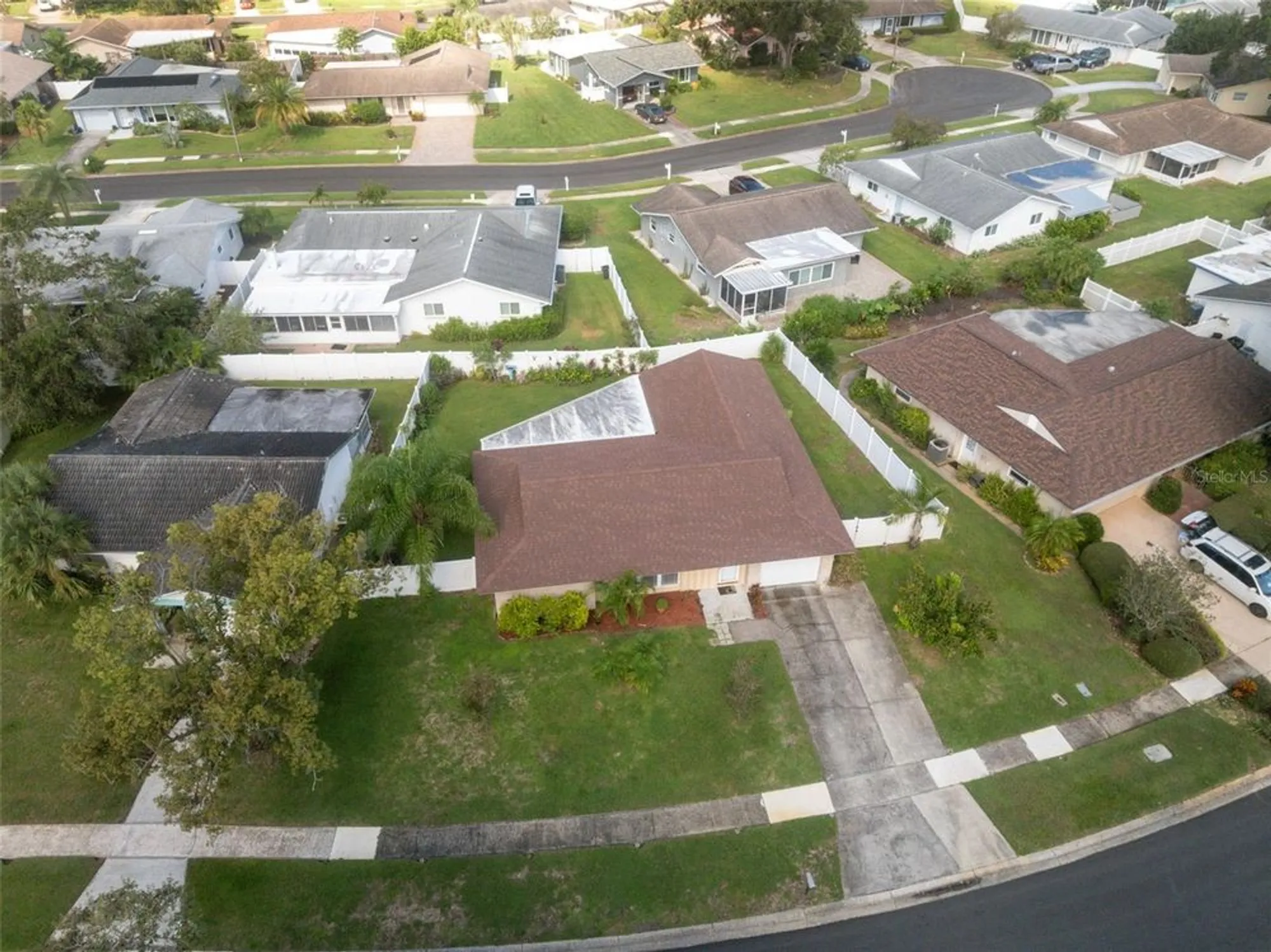 Property Slideshow image 28 of 40 | 766 anchorage ln, Palm Harbor, FL, 34685