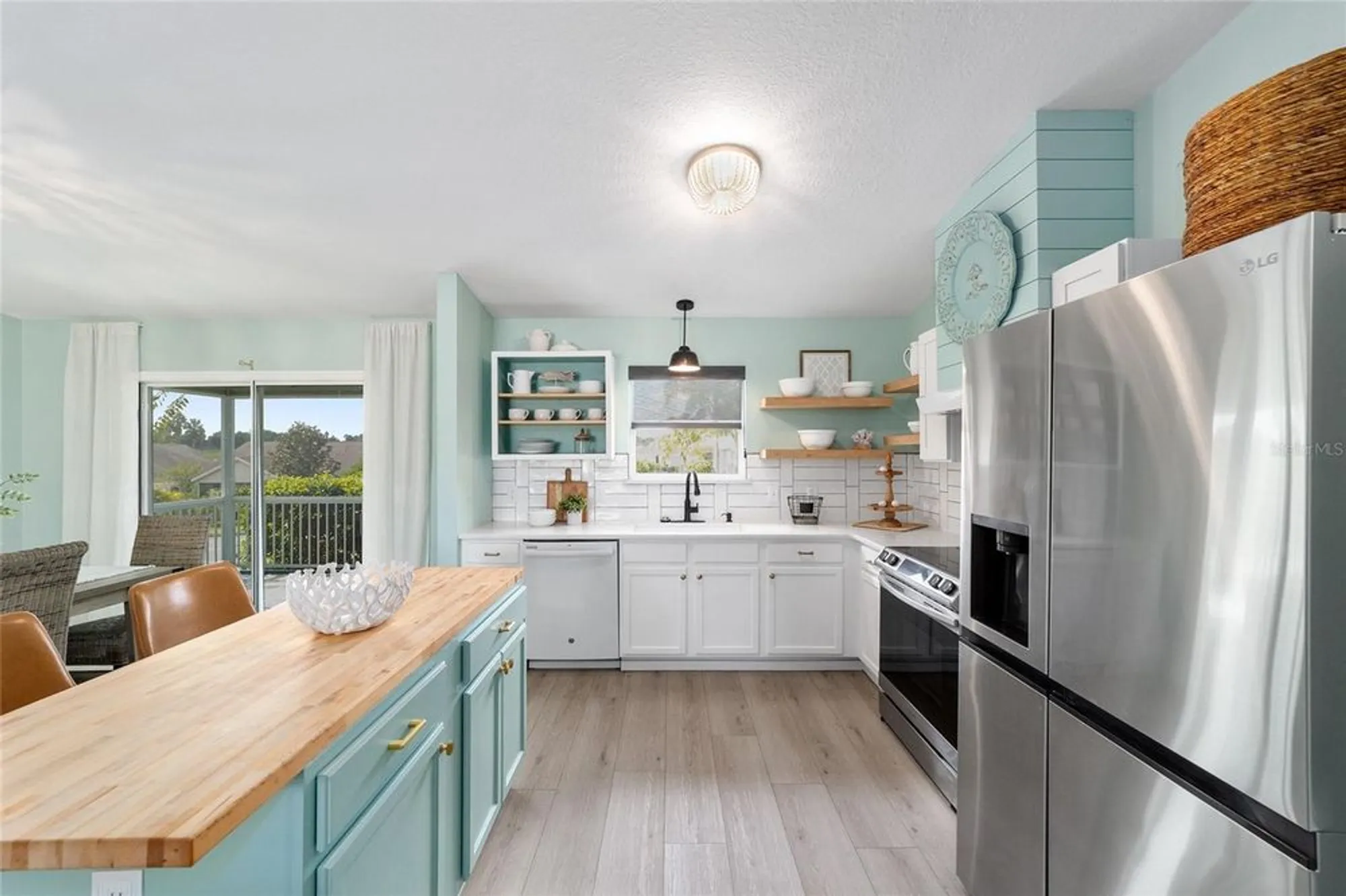 Property Slideshow image 16 of 36 | 2196 kerwood loop, The Villages, FL, 32162