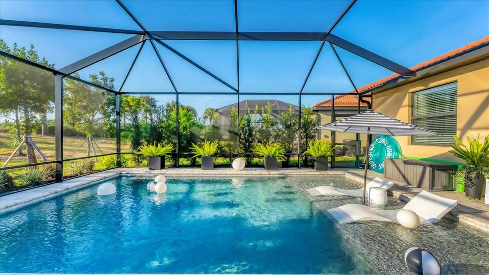 Property Slideshow image 41 of 91 | 10113 colubrina dr, Venice, FL, 34293