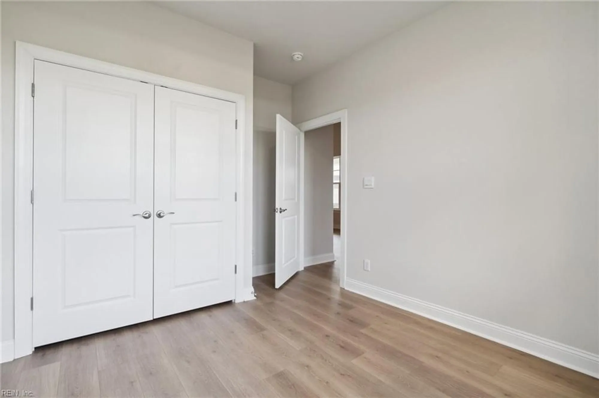 Property Slideshow image 12 of 25 | 2210 edwin dr, Chesapeake, VA, 23322