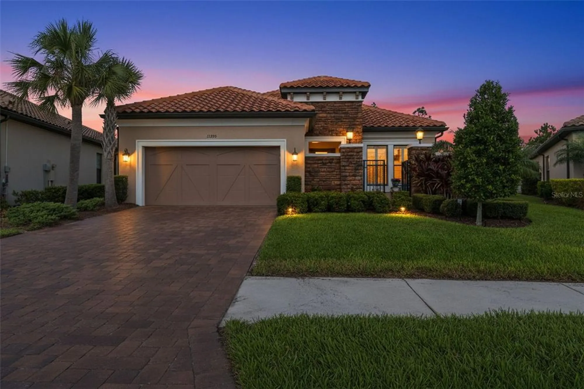 Property Slideshow image 2 of 76 | 11295 juglans dr, Odessa, FL, 33556