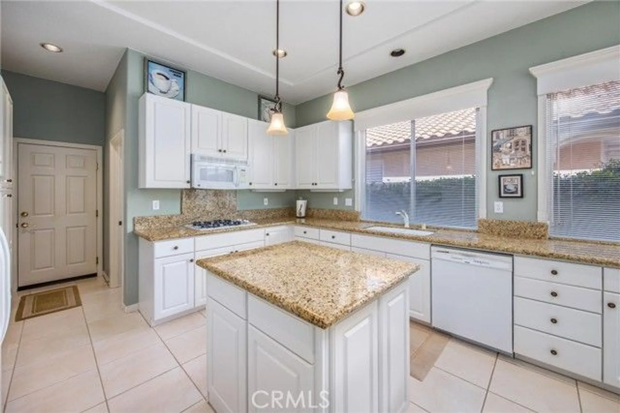 Property Slideshow image 18 of 54 | 4976 silverado ave, Banning, CA, 92220