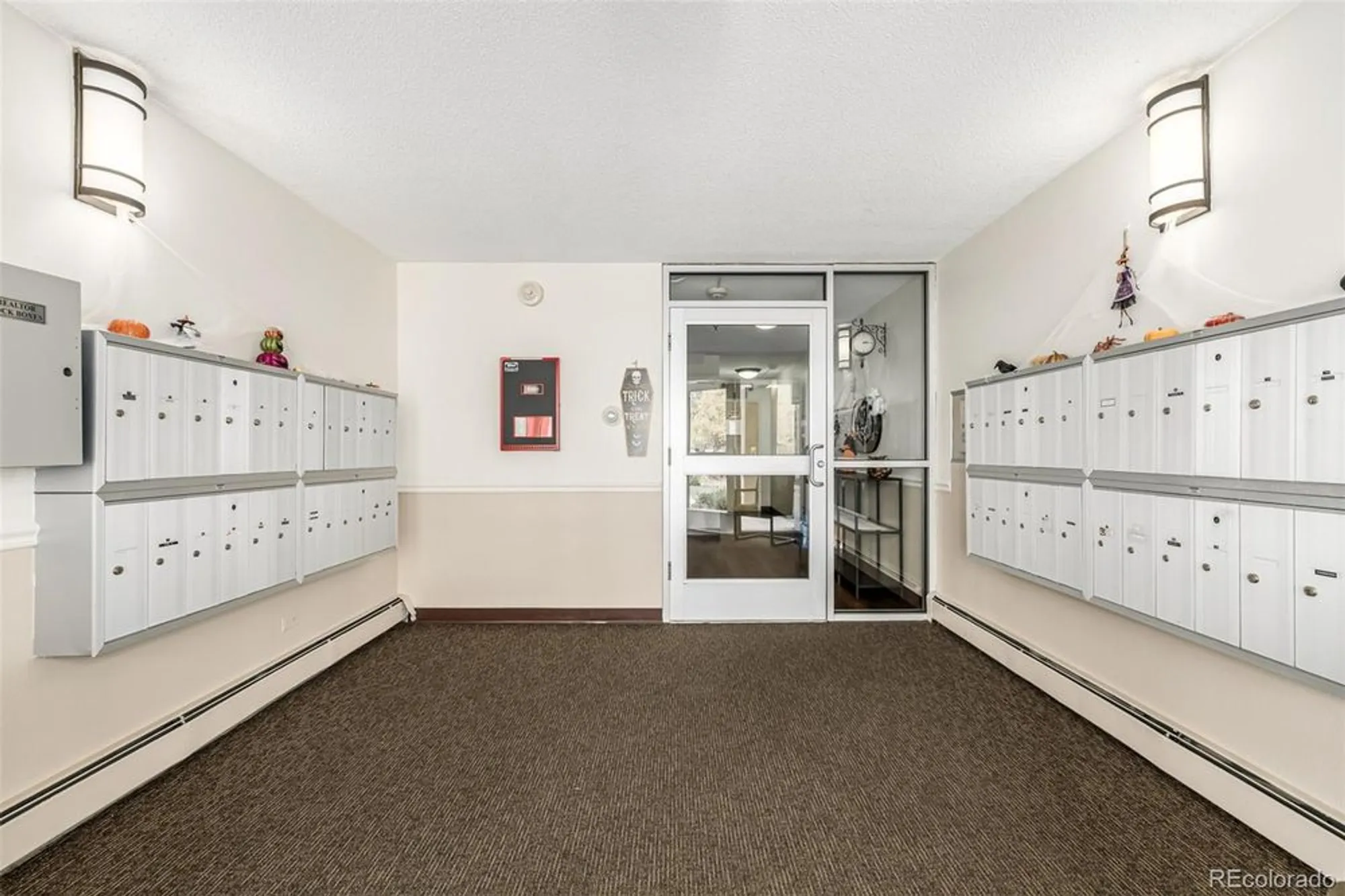 Property Slideshow image 33 of 34 | 635 s alton way 2b, Denver, CO, 80247