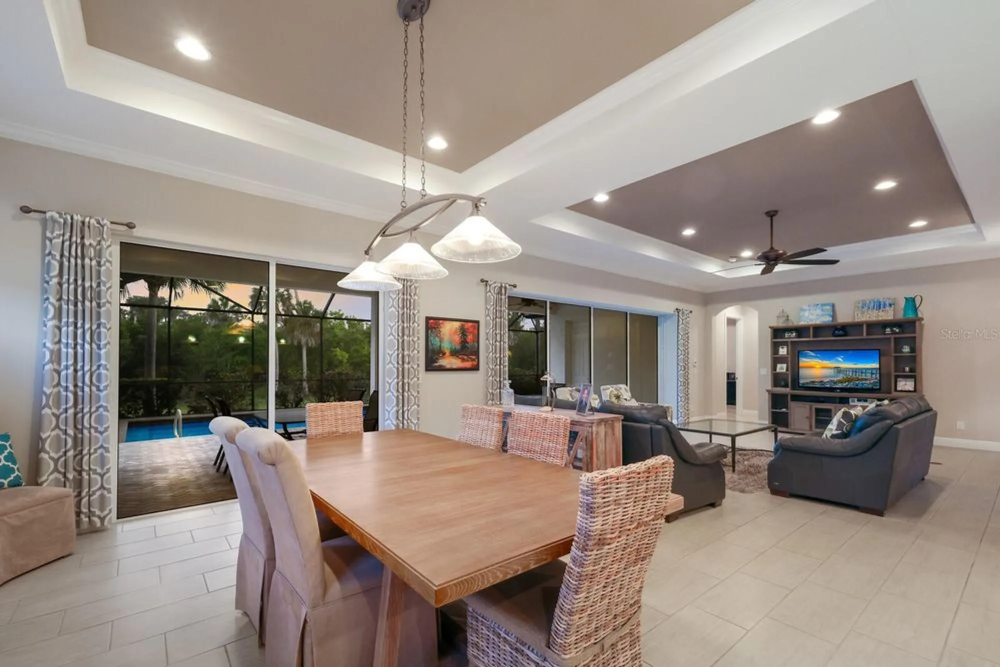 Property Slideshow image 28 of 94 | 5209 lake overlook ave, Bradenton, FL, 34208
