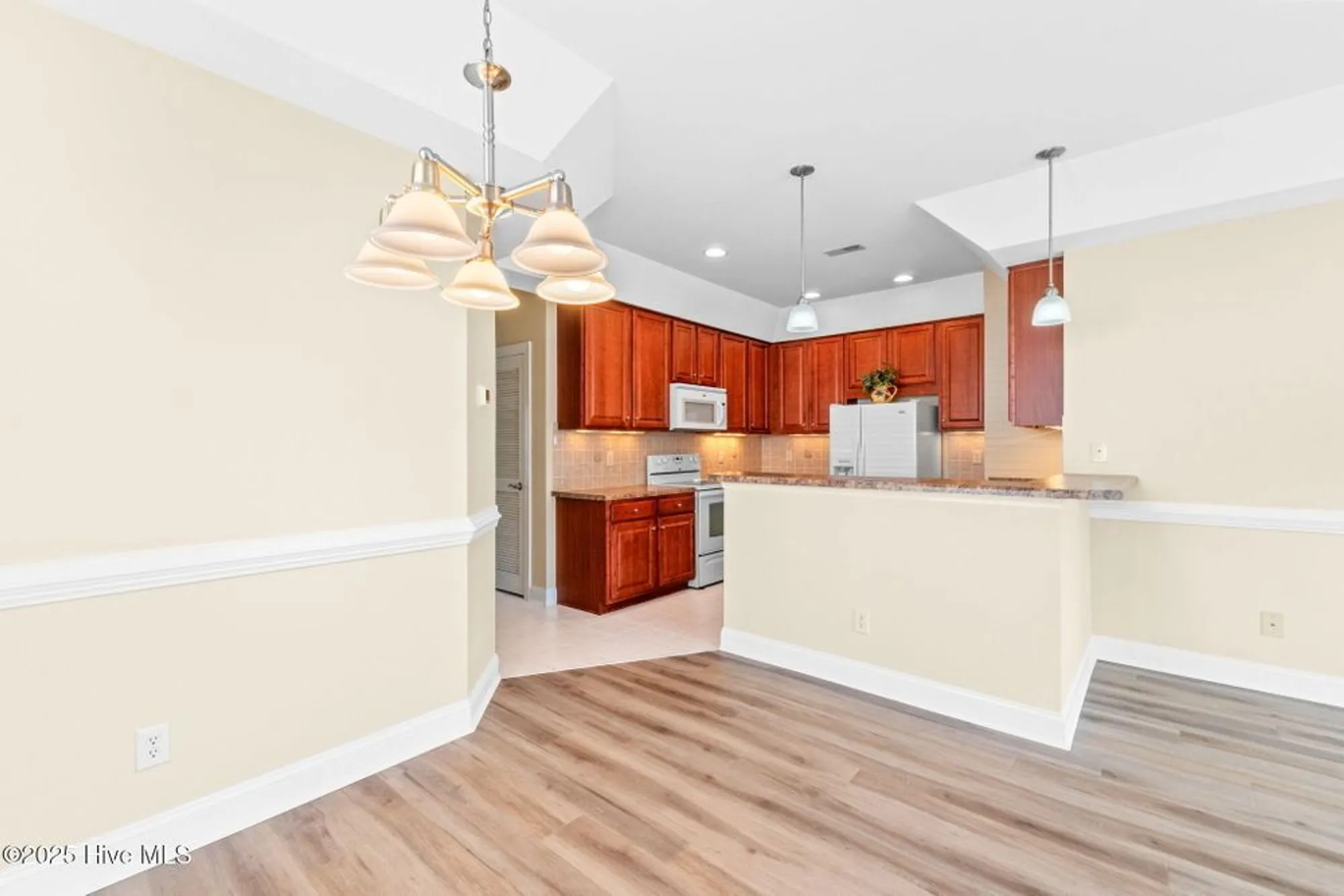 Property Slideshow image 12 of 89 | 8855 radcliff dr 51b, Calabash, NC, 28467