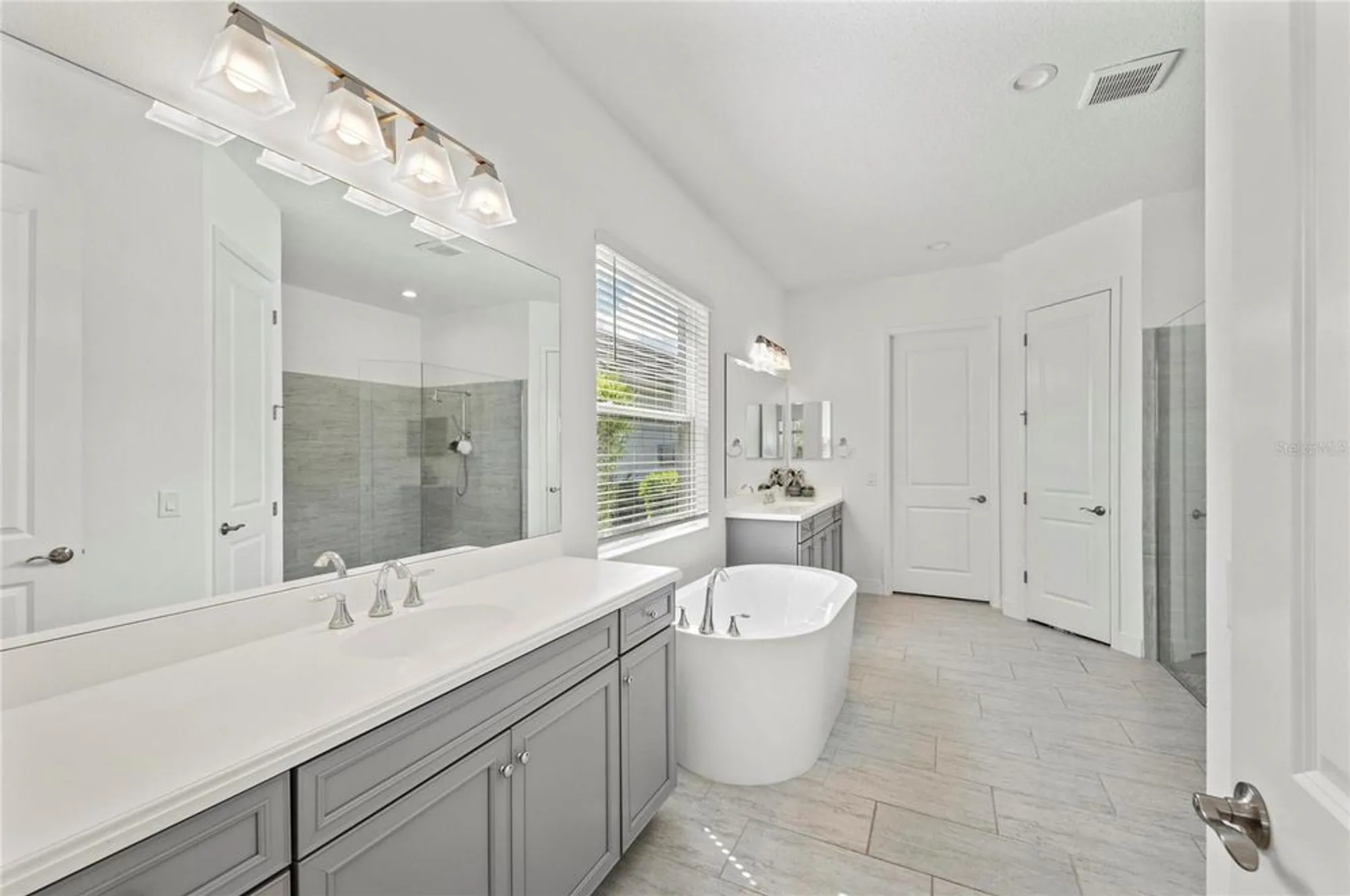 Property Slideshow image 22 of 100 | 12444 destin loop, Venice, FL, 34293