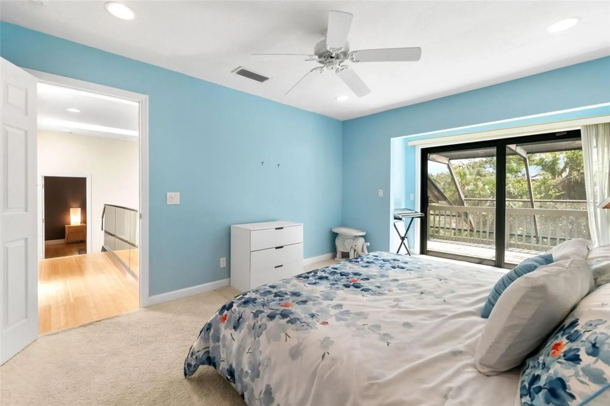 Property Slideshow image 41 of 69 | 1347 landings dr 6, Sarasota, FL, 34231