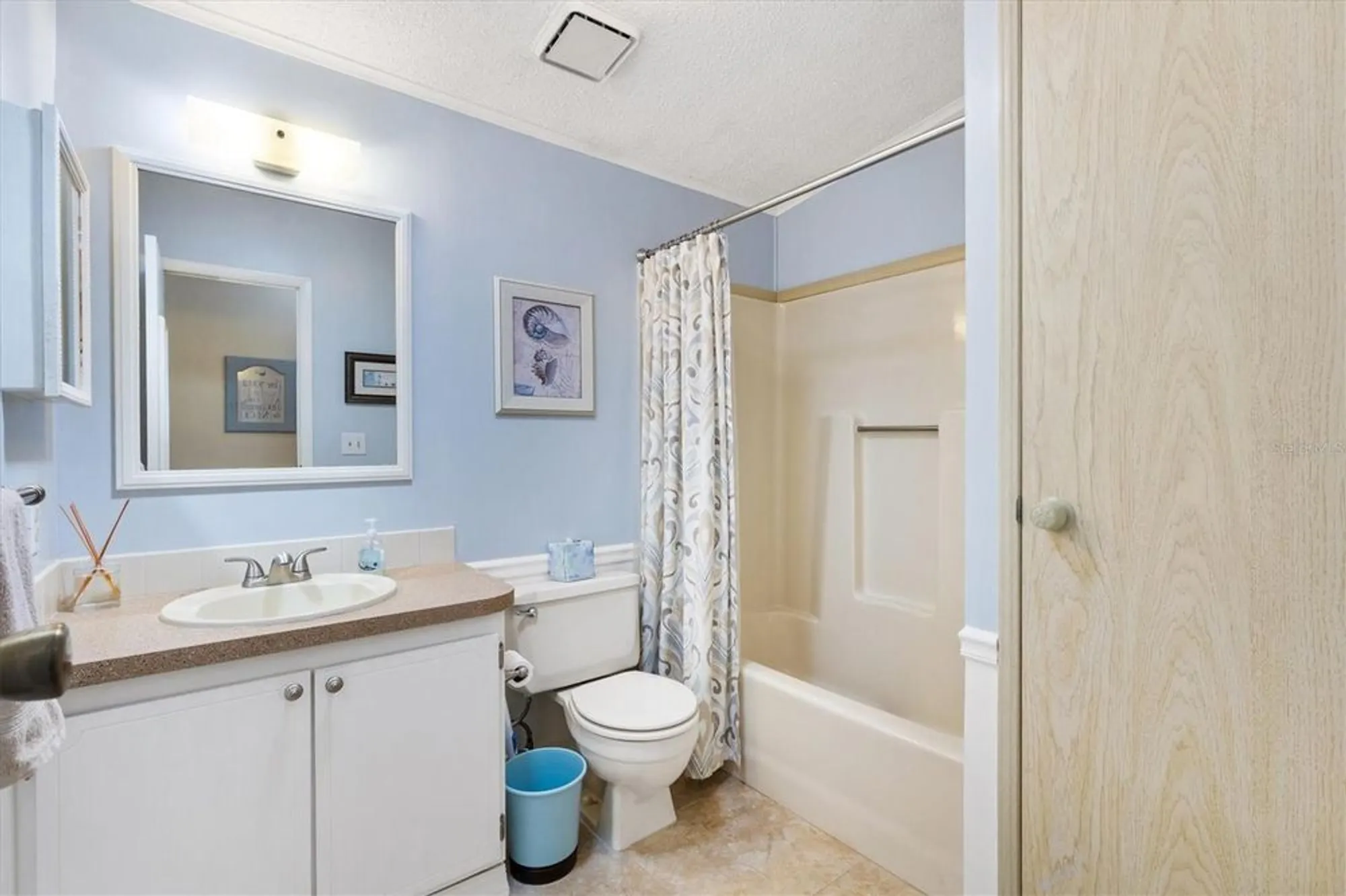 Property Slideshow image 21 of 27 | 1523 w schwartz blvd, The Villages, FL, 32159
