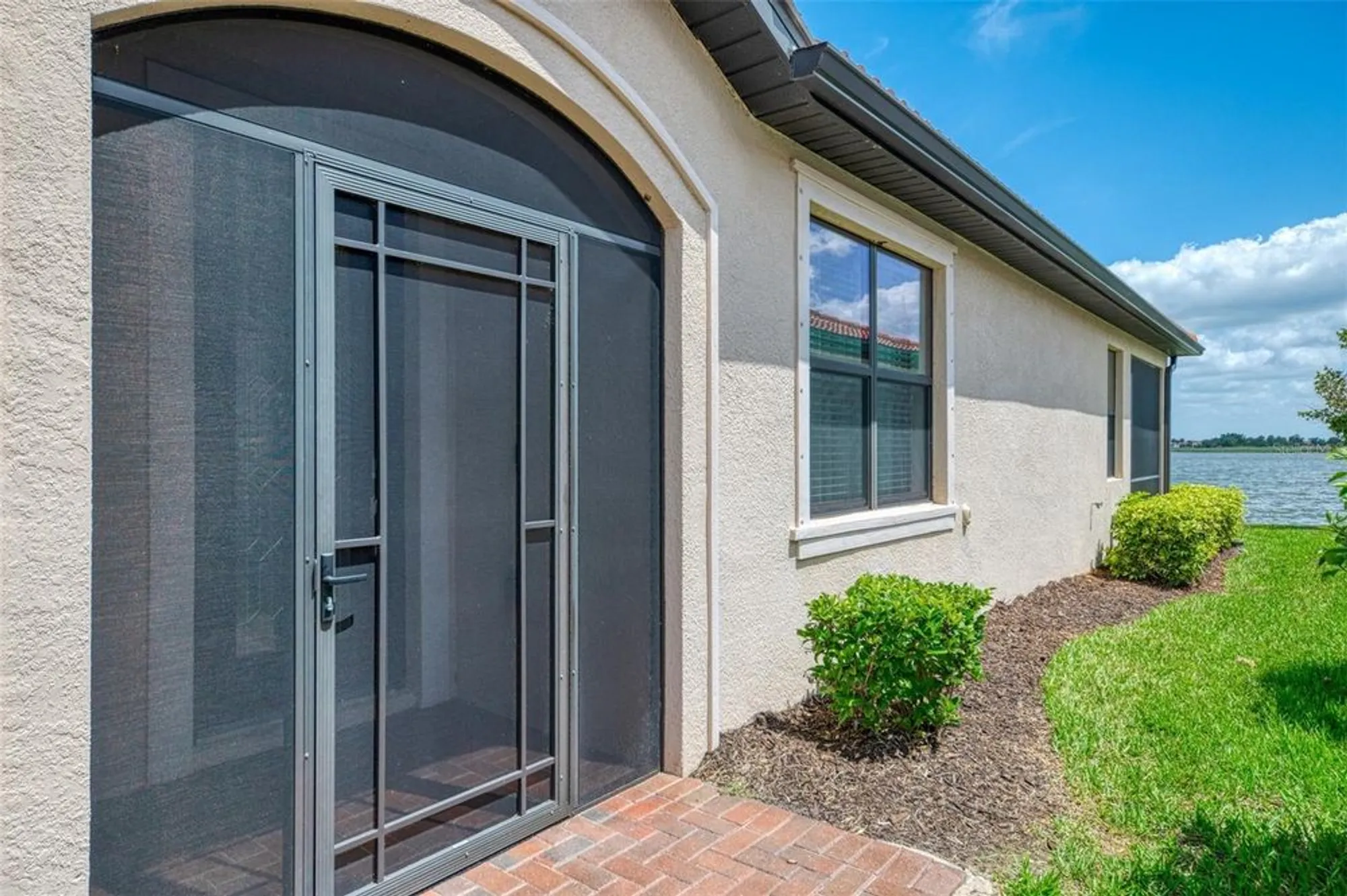 Property Slideshow image 11 of 95 | 24128 spartina dr, Venice, FL, 34293