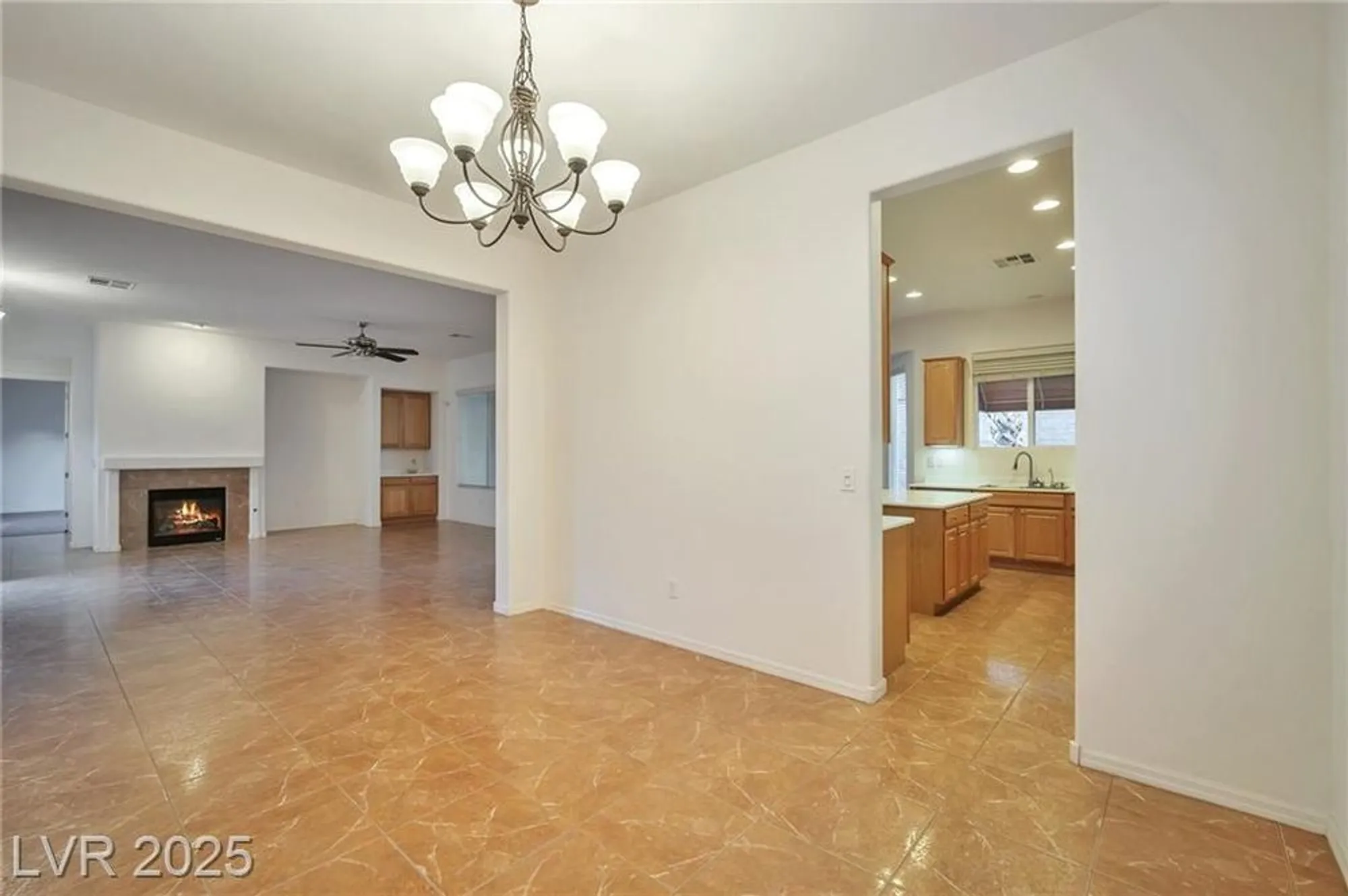 Property Slideshow image 6 of 35 | 2585 portsmouth creek ave, Henderson, NV, 89052