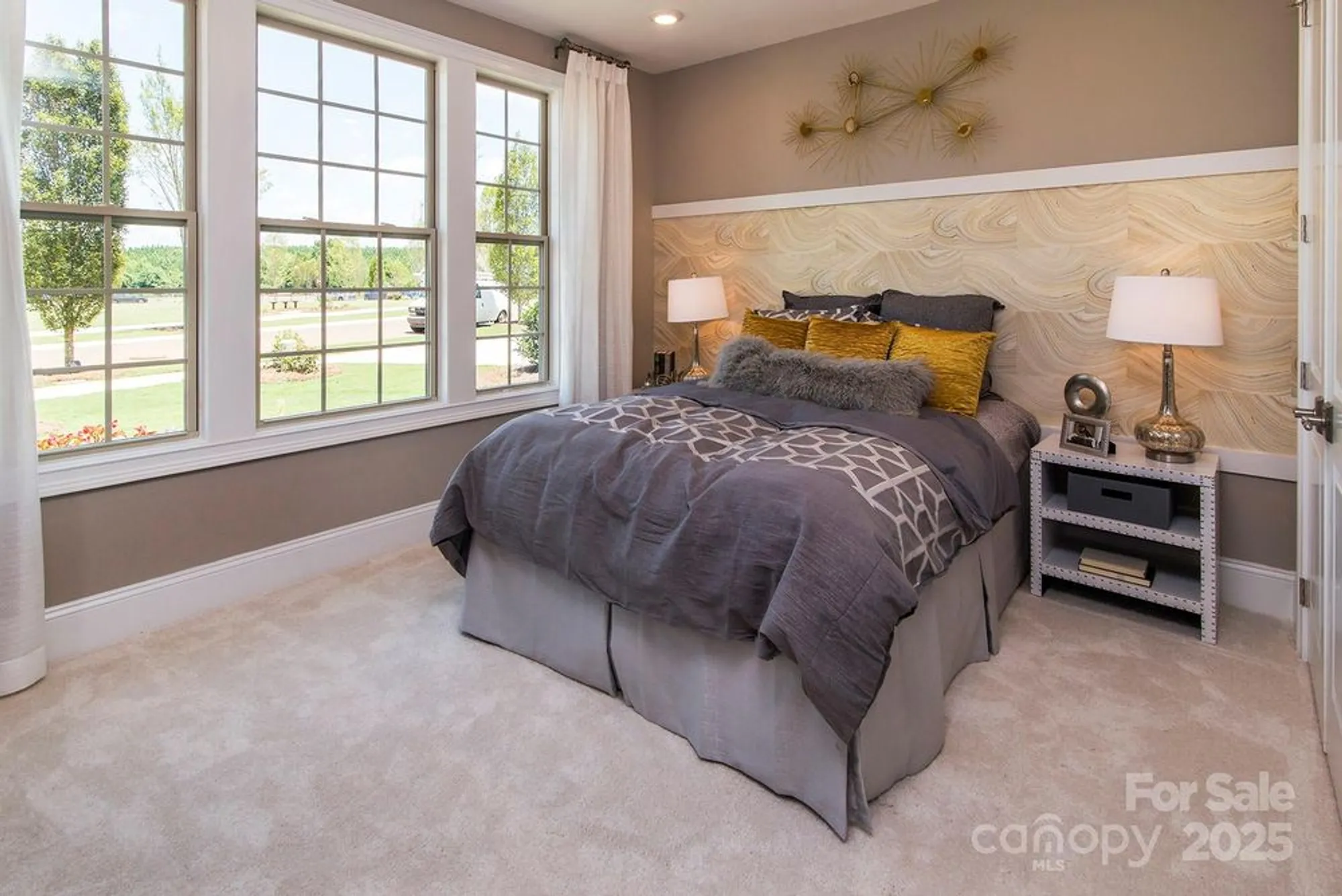 Property Slideshow image 11 of 27 | 8933 silver springs ct, Charlotte, NC, 28215