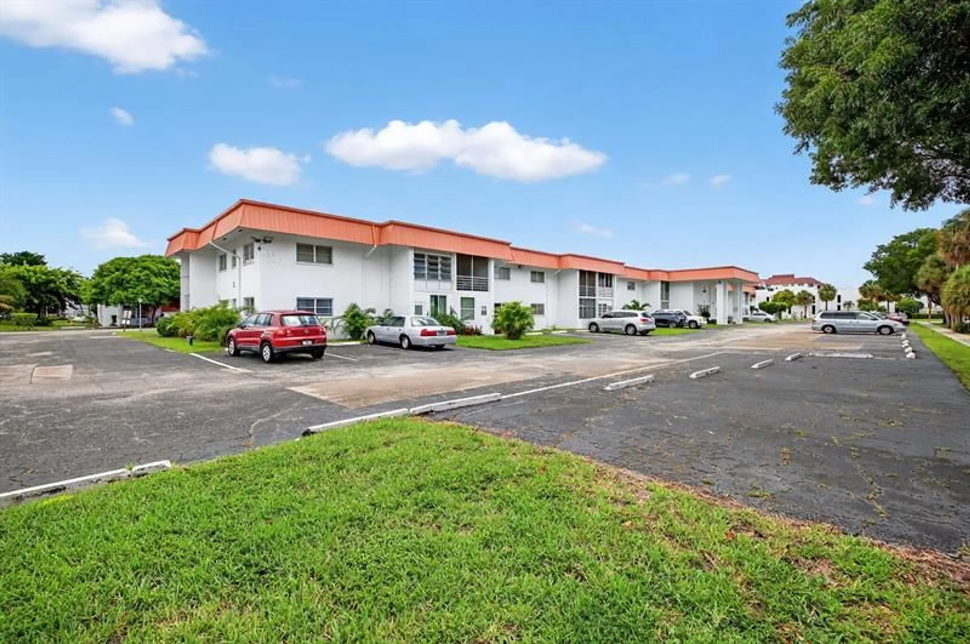 Property Slideshow image 1 of 39 | 4881 nw 22nd st b12, Lauderhill, FL, 33313