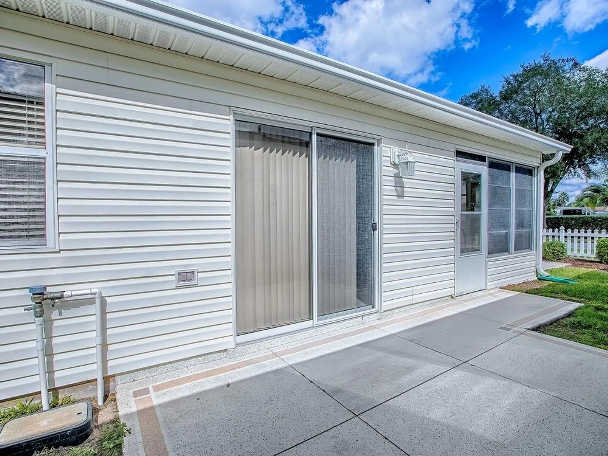 Property Slideshow image 24 of 43 | 16978 se 94th sunnybrook cir, The Villages, FL, 32162