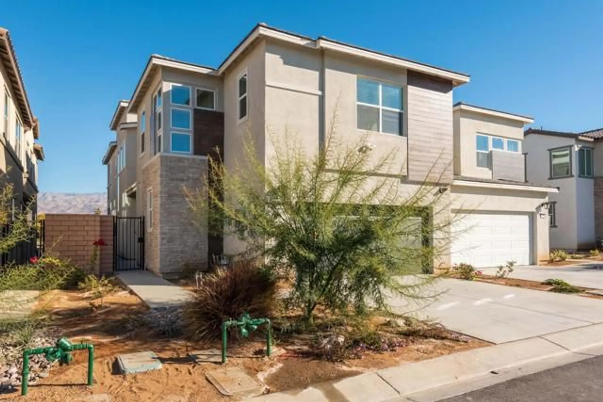 Property Slideshow image 6 of 67 | 84650 litorale ct, Indio, CA, 92203