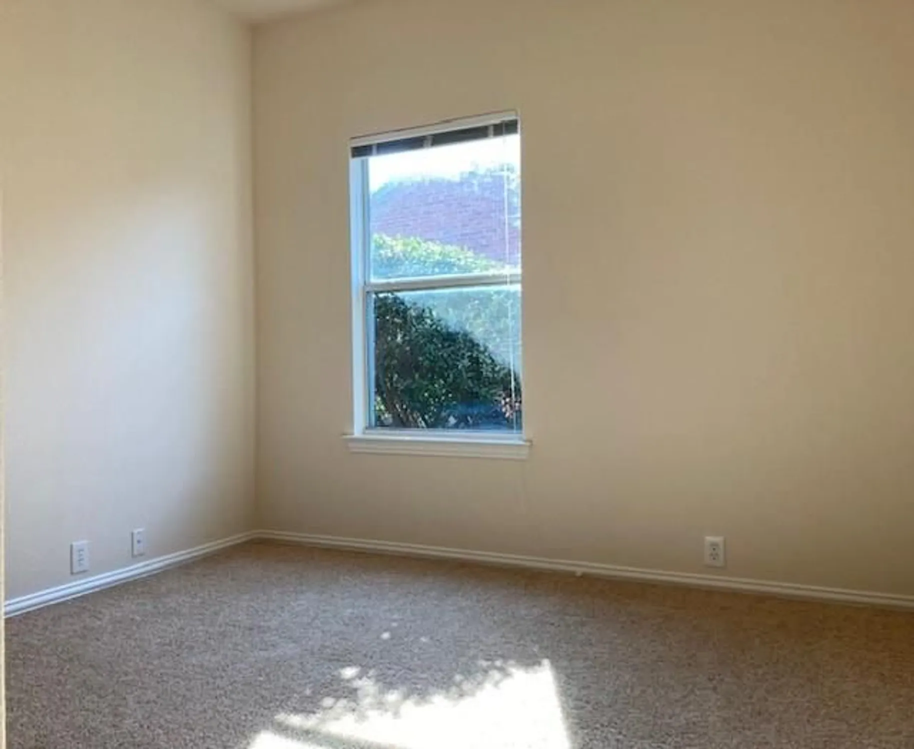 Property Slideshow image 16 of 24 | 559 rockledge ct, Frisco, TX, 75036