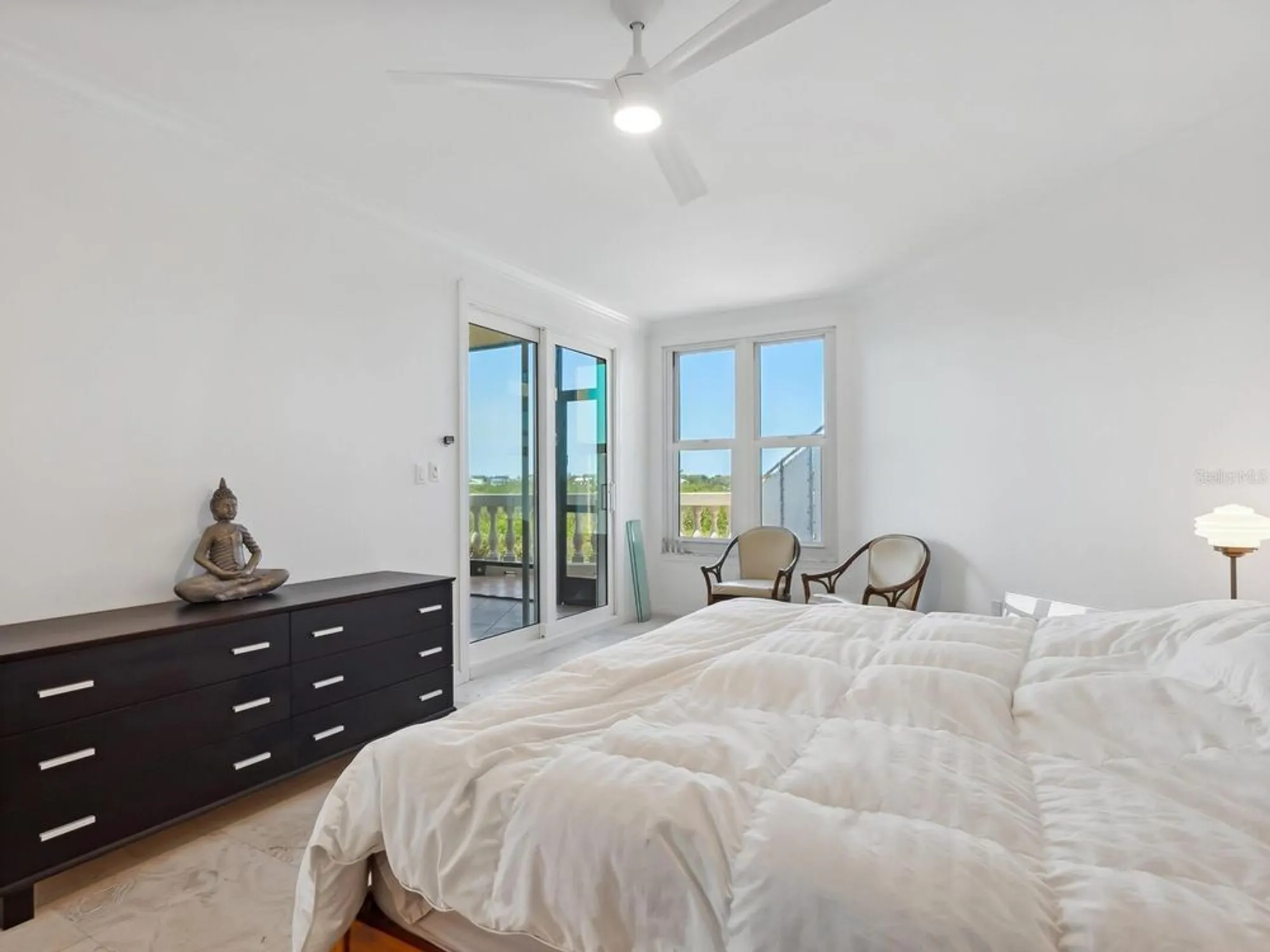 Property Slideshow image 30 of 61 | 5430 eagles point cir 101, Sarasota, FL, 34231