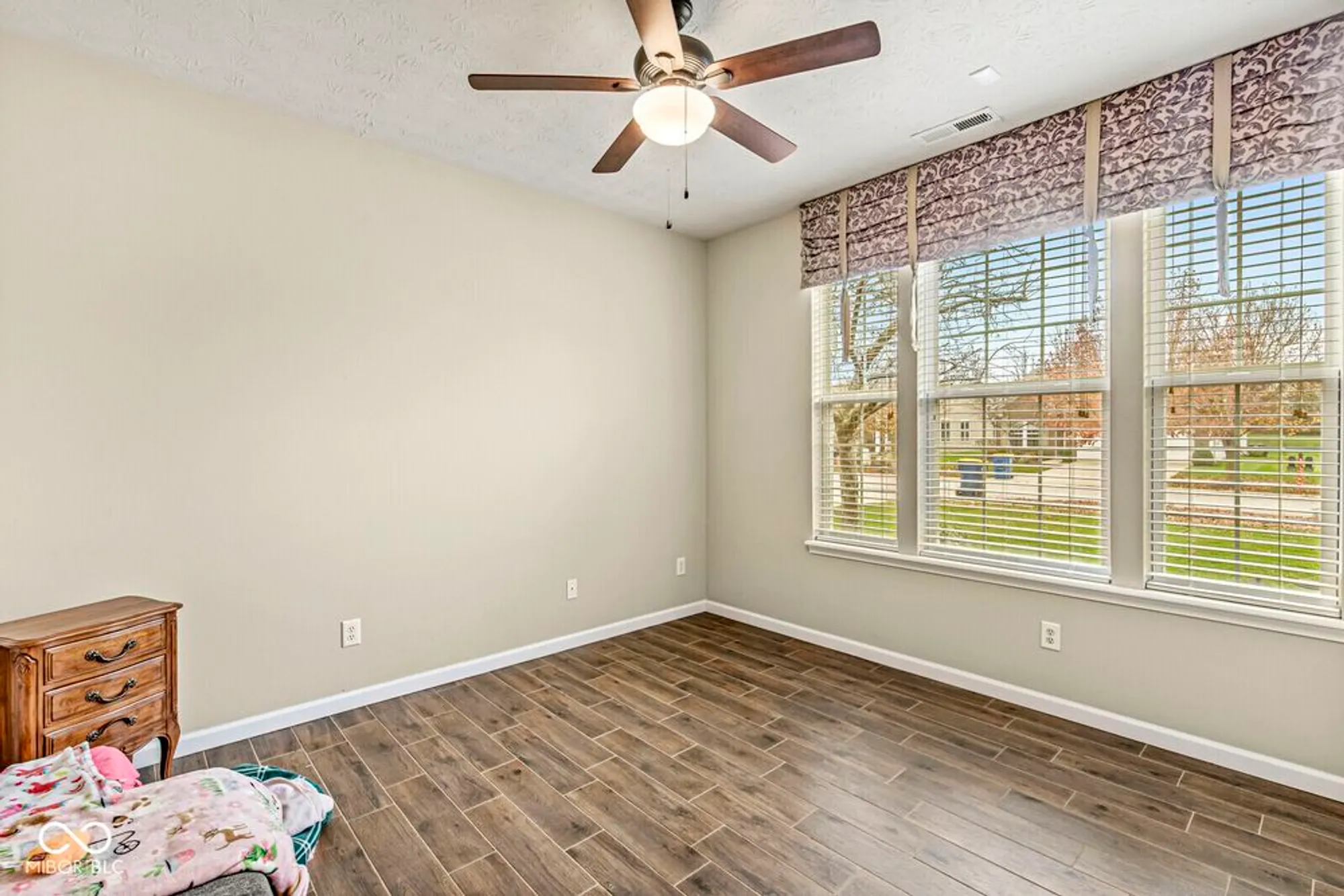 Property Slideshow image 12 of 29 | 15282 trebbiano dr, Fishers, IN, 46037