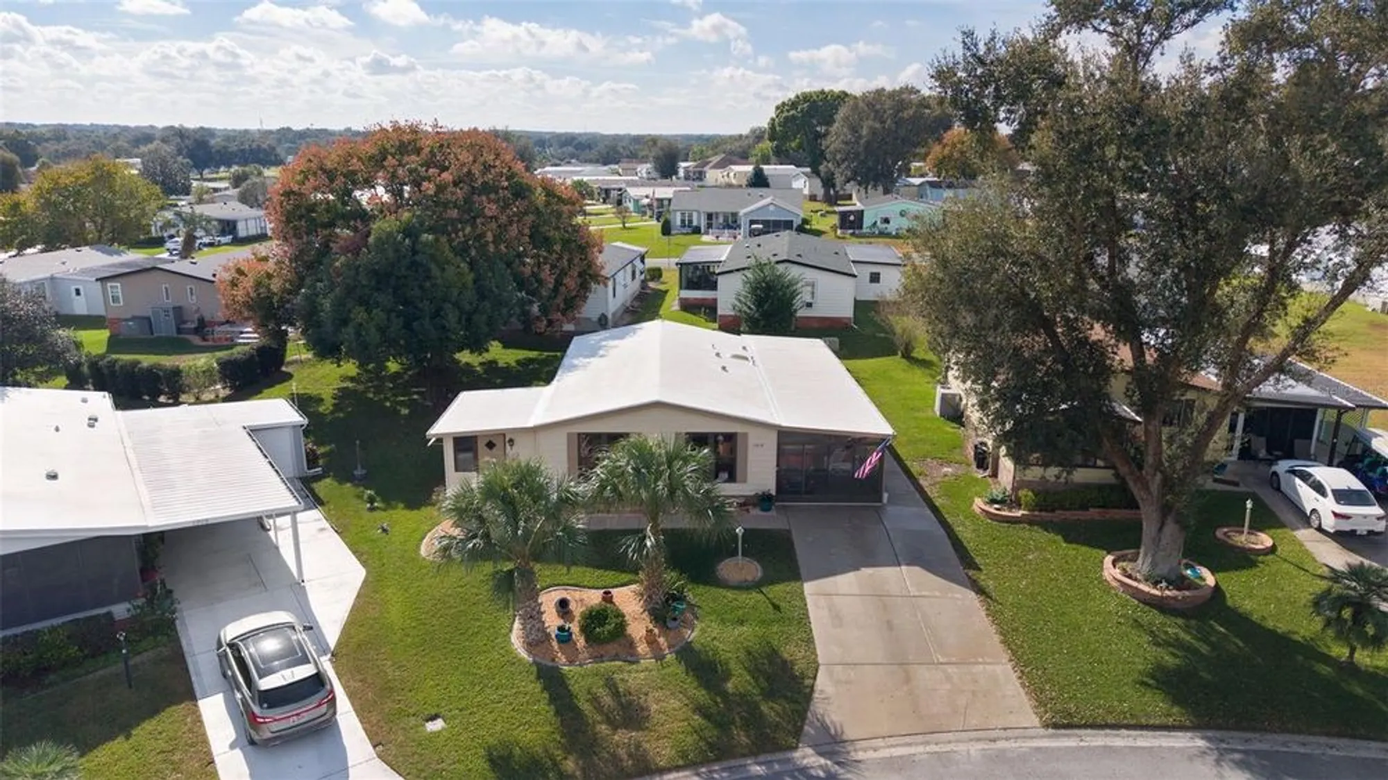 Property Slideshow image 32 of 42 | 1717 palm aire dr, Lady Lake, FL, 32159