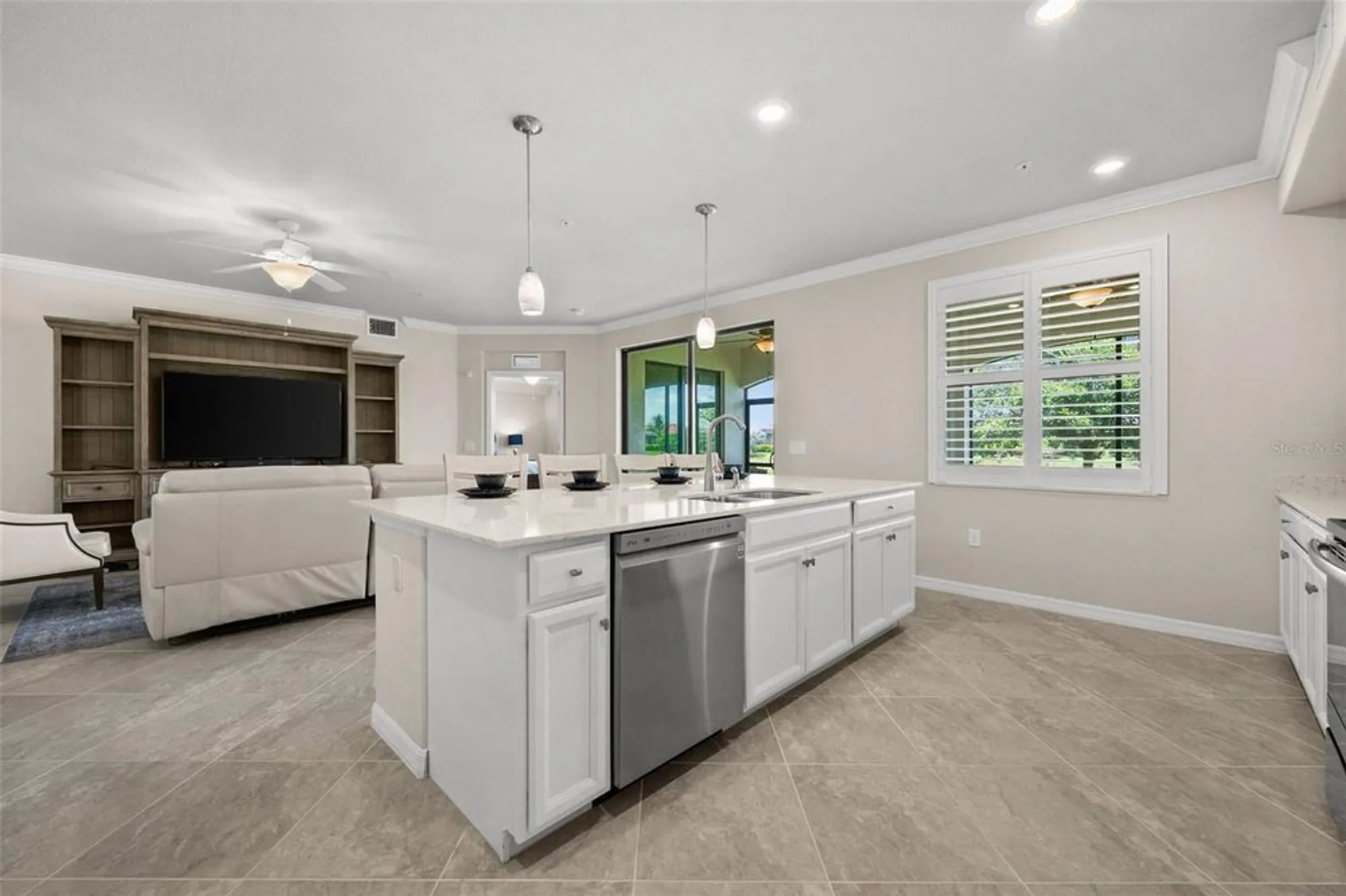 Property Slideshow image 10 of 46 | 17270 cherrywood ct 5904, Bonita Springs, FL, 34135