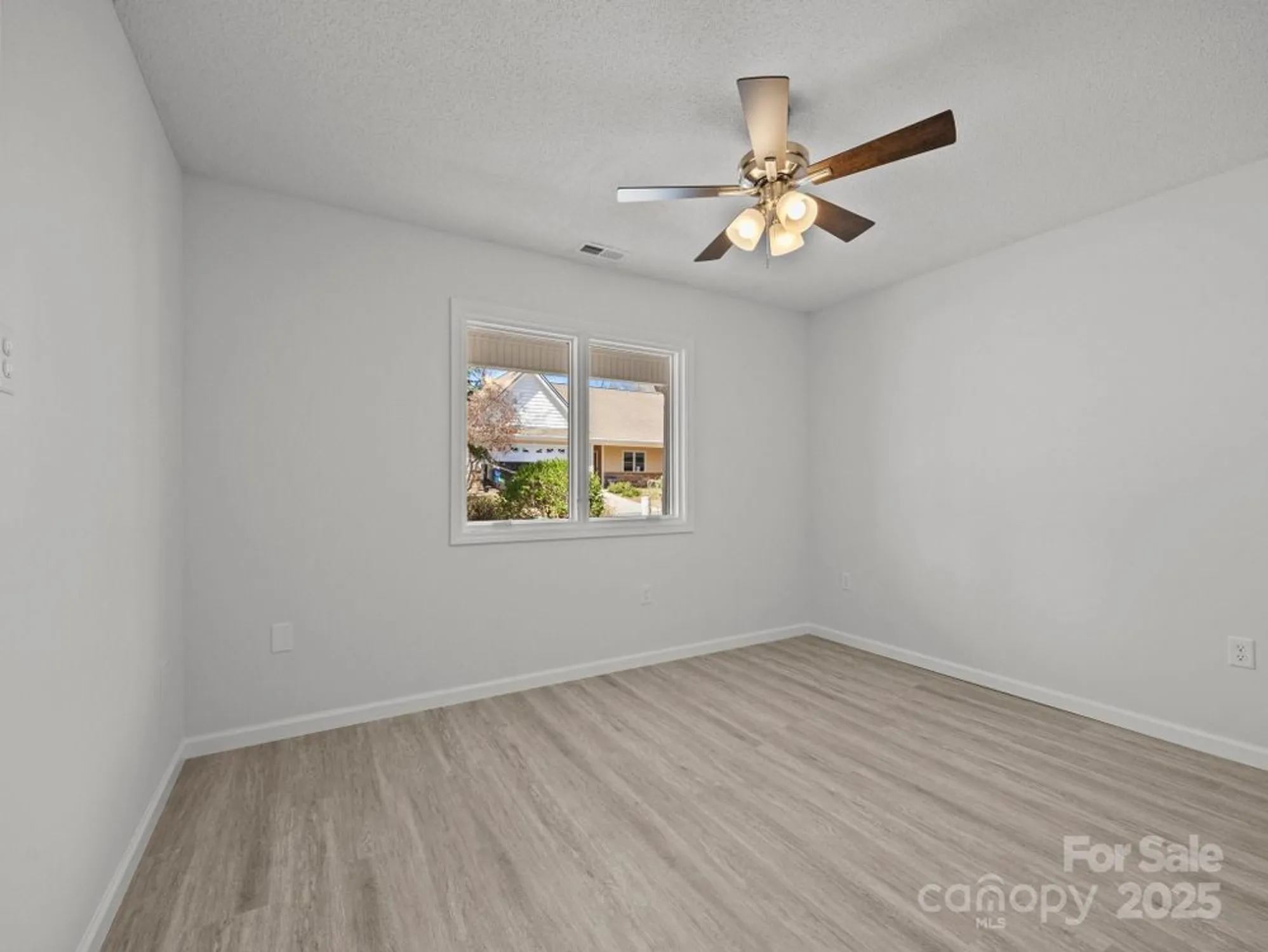 Property Slideshow image 22 of 46 | 34 beekeeper trl, Swannanoa, NC, 28778