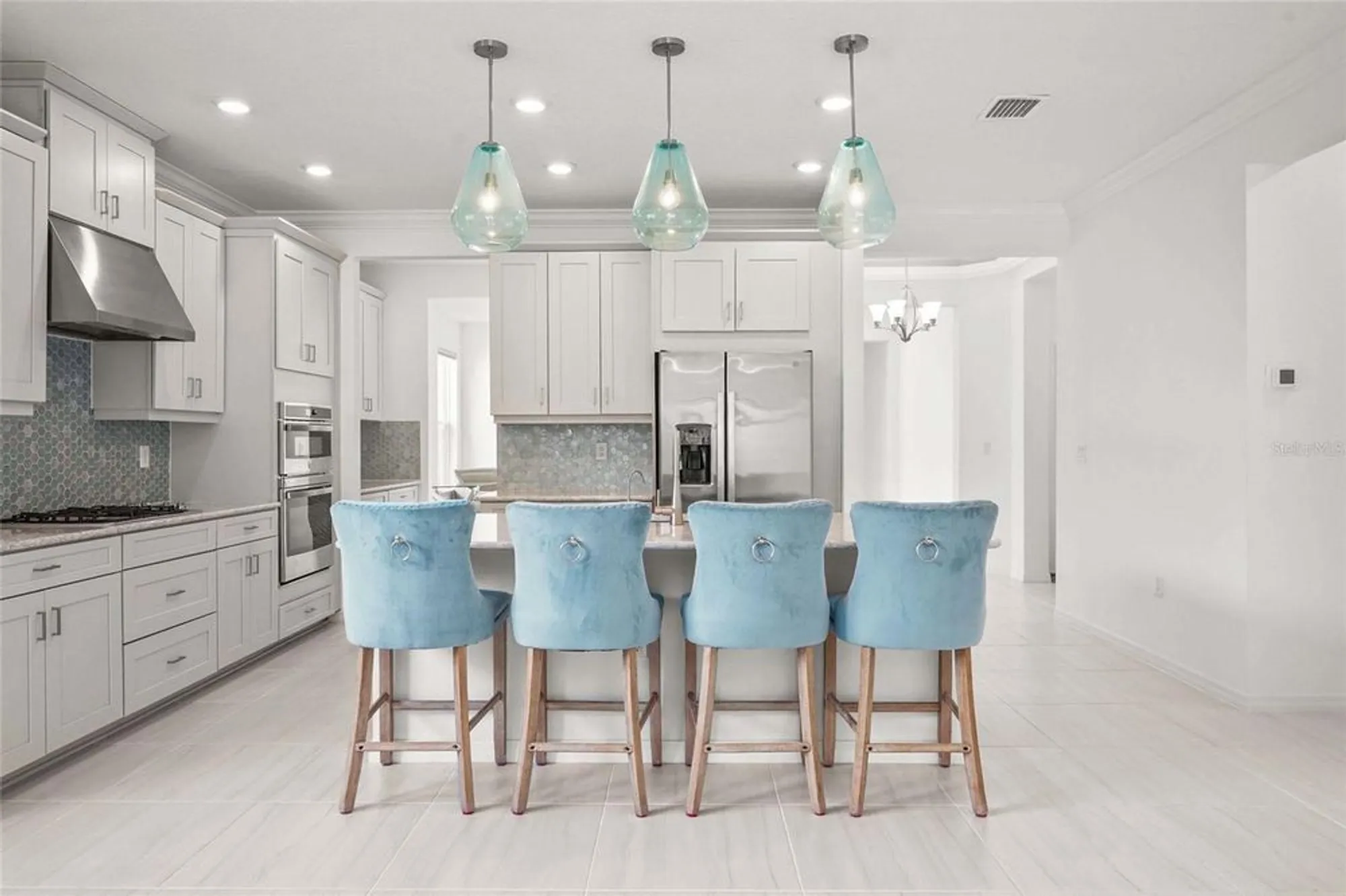 Property Slideshow image 5 of 41 | 10179 milky way cir, Sarasota, FL, 34241