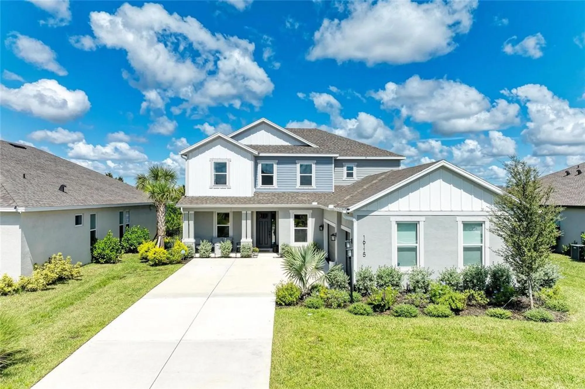 Property Slideshow image 11 of 100 | 16115 mount holly dr, Bradenton, FL, 34211