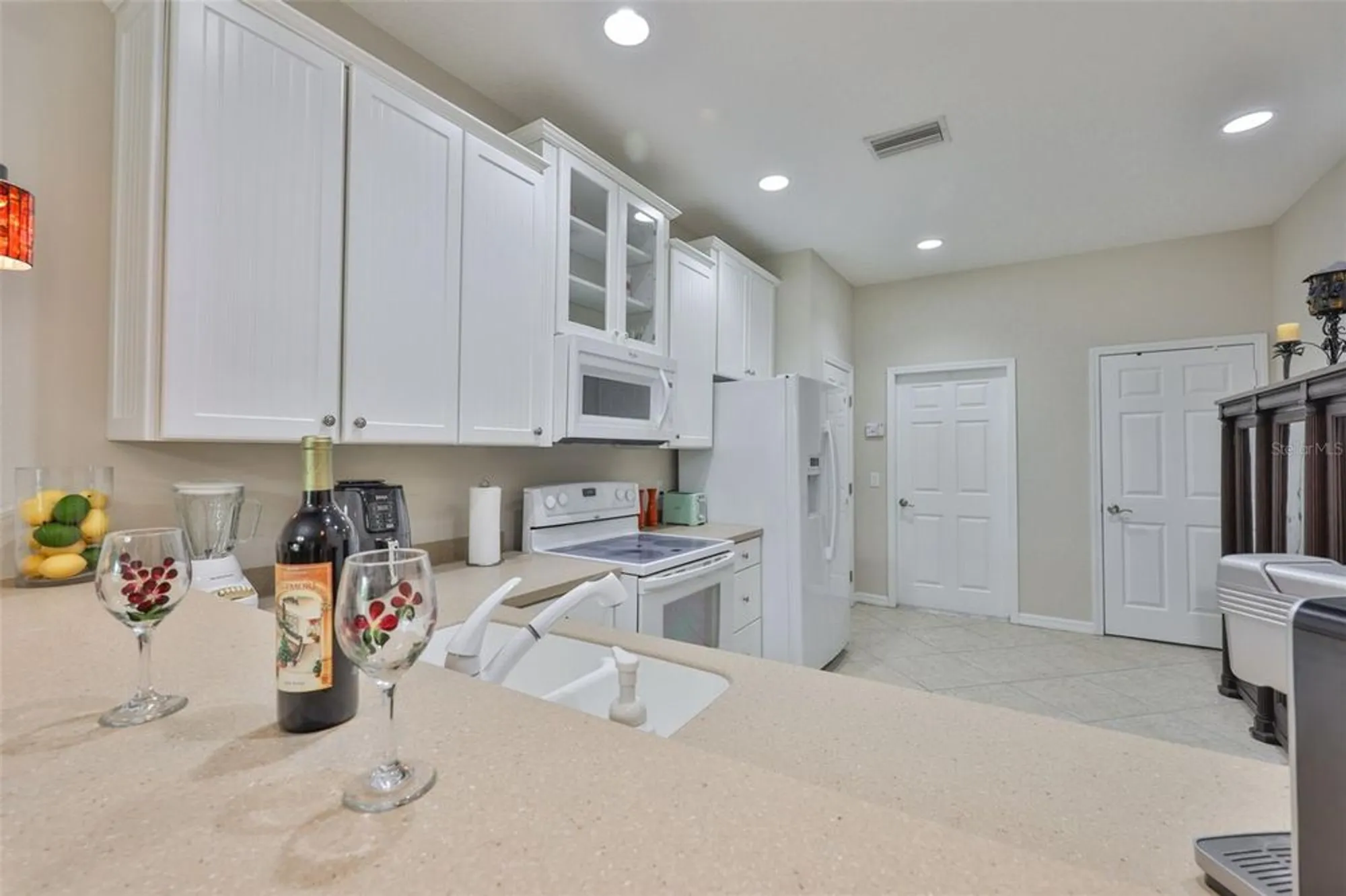 Property Slideshow image 11 of 75 | 5831 sunset falls dr, Apollo Beach, FL, 33572