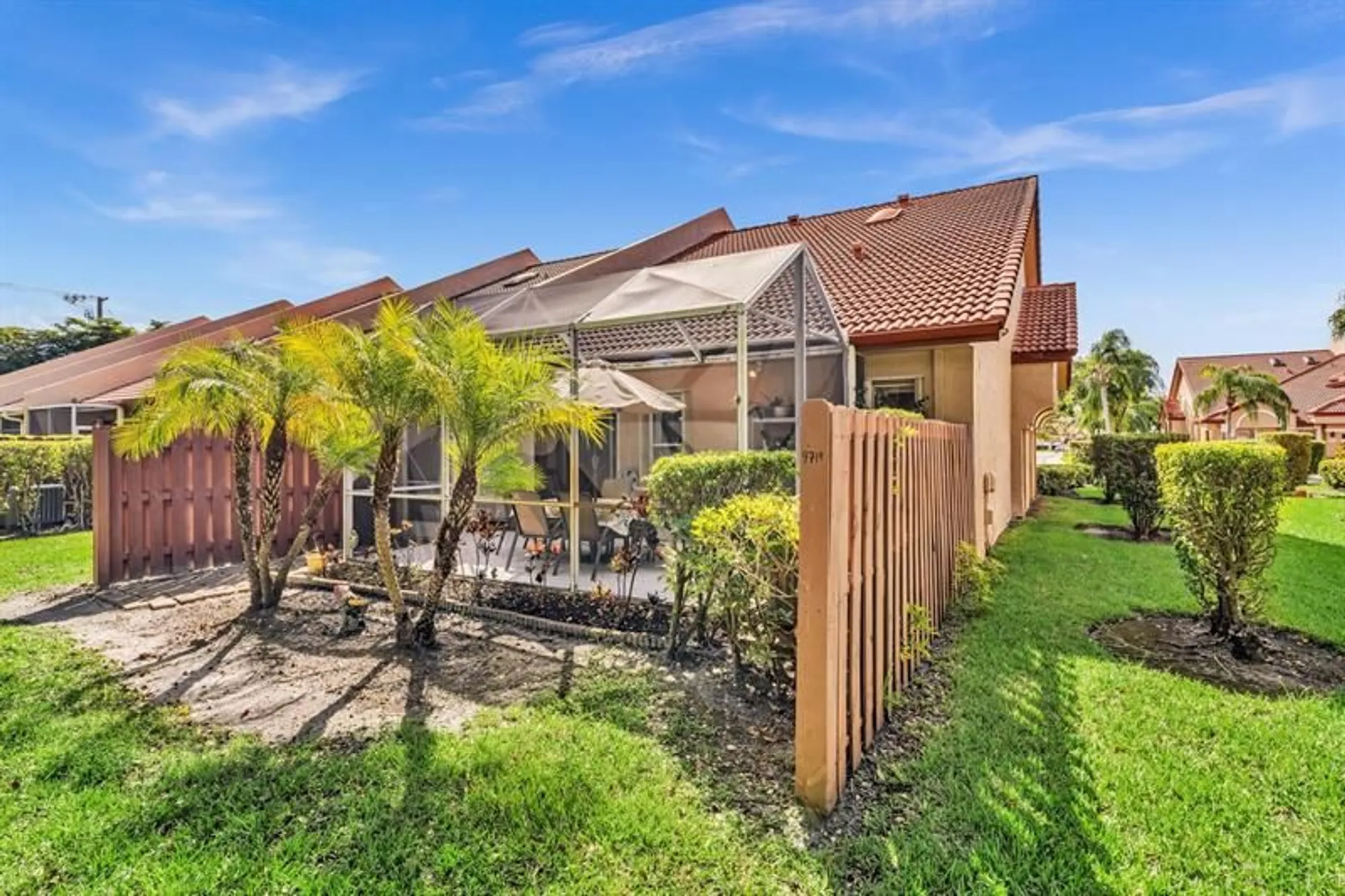 Property Slideshow image 41 of 59 | 9714 malvern dr # 9714, Tamarac, FL, 33321