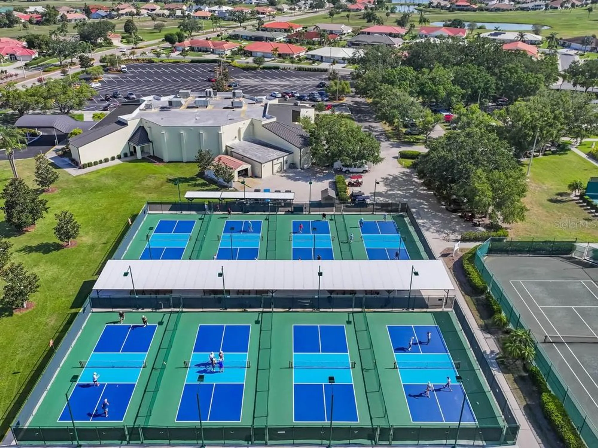 Property Slideshow image 66 of 70 | 1110 jasmine creek ct, Sun City Center, FL, 33573