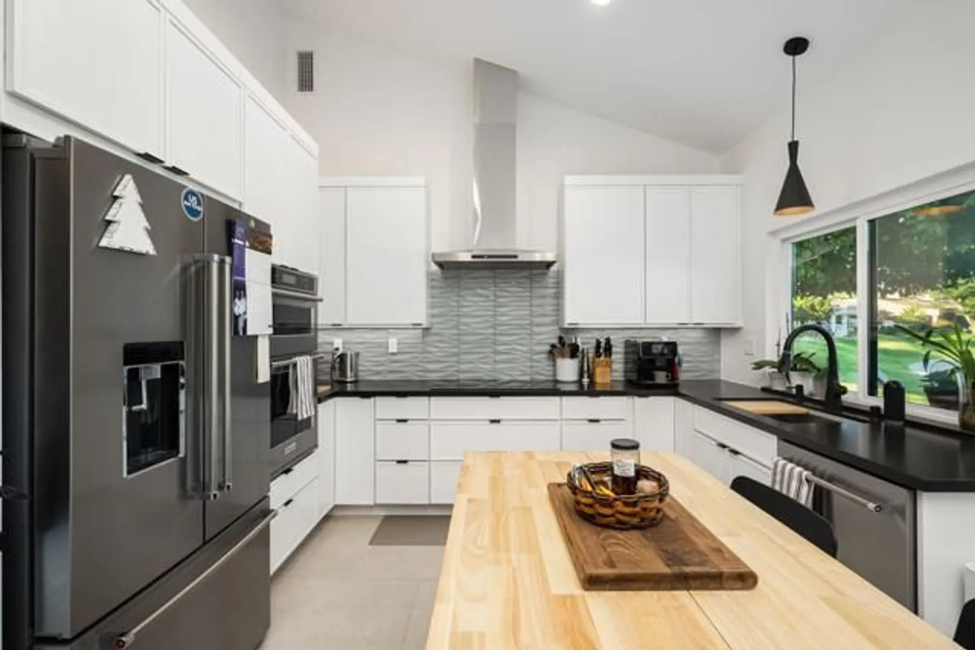 Property Slideshow image 33 of 39 | 54808 inverness way, La Quinta, CA, 92253