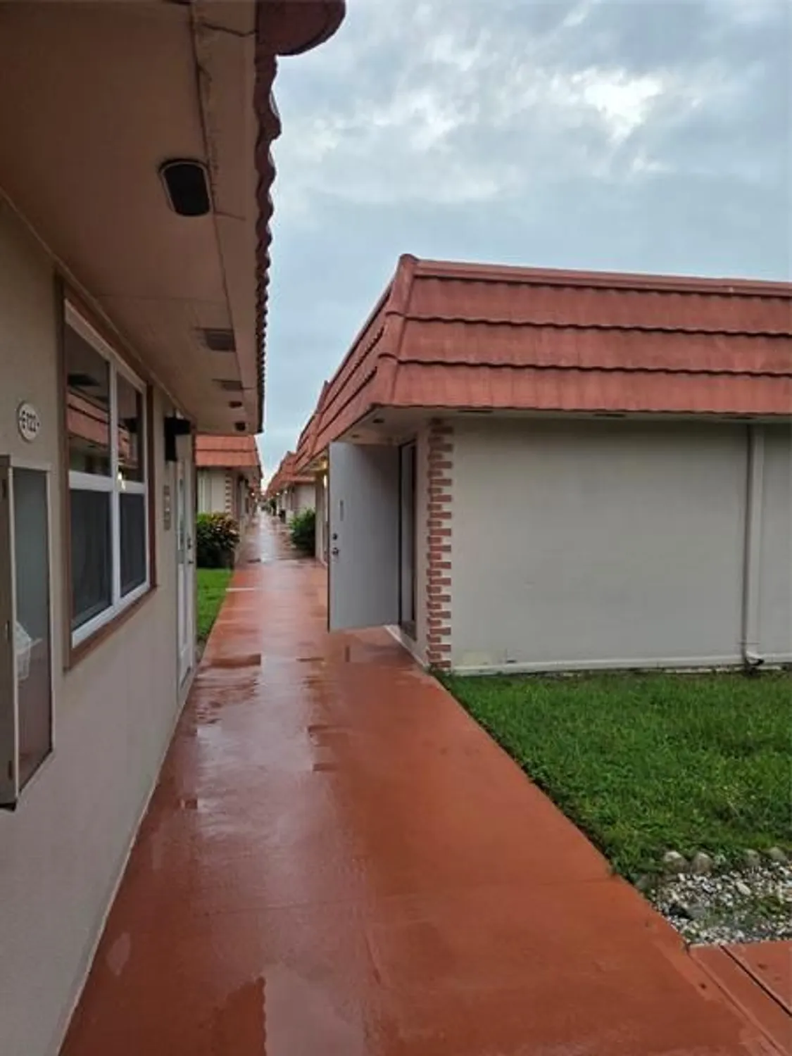 Property Slideshow image 4 of 15 | 123 seville e # 123, Delray Beach, FL, 33446