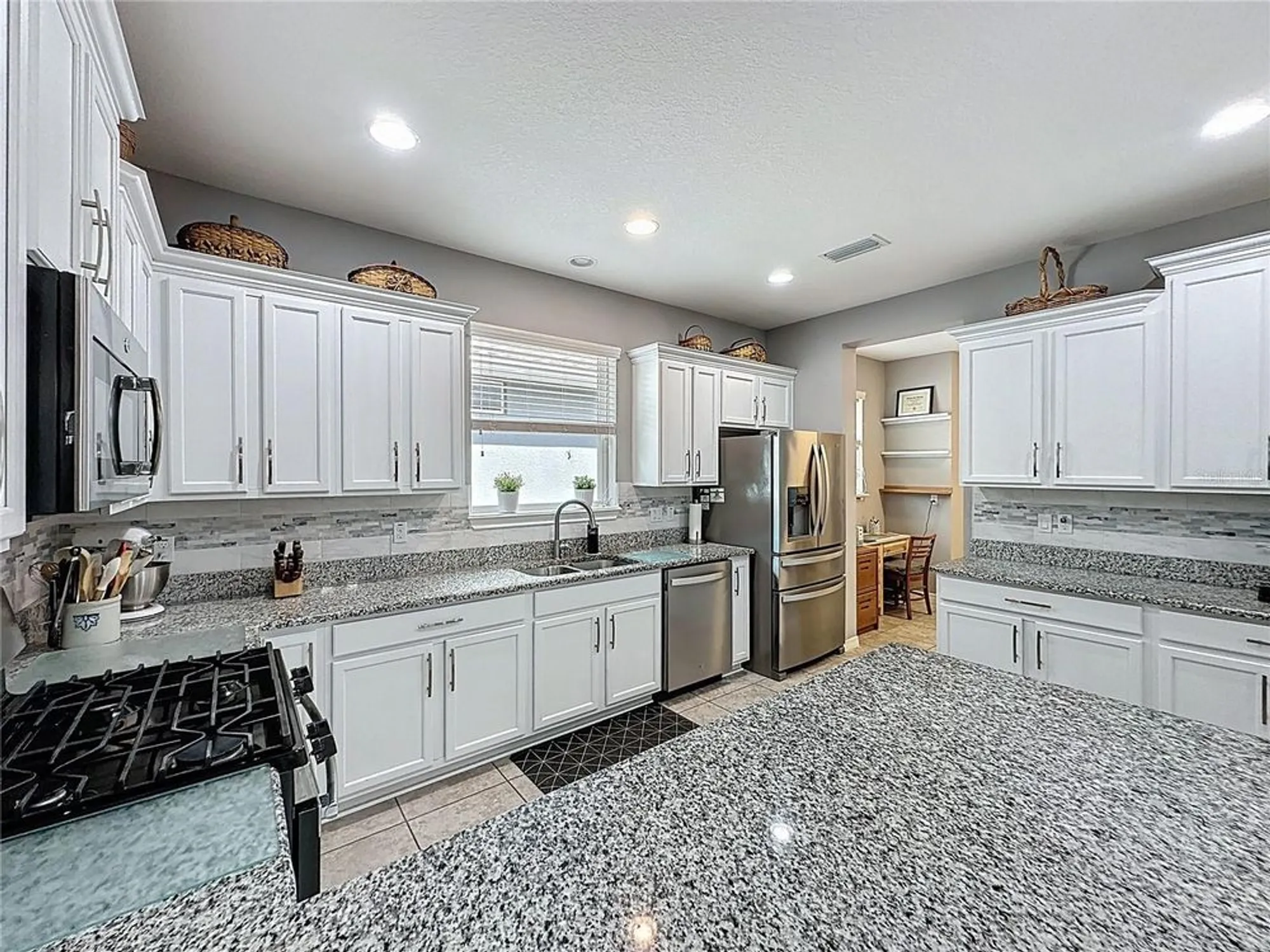 Property Slideshow image 20 of 81 | 277 silver maple rd, Groveland, FL, 34736