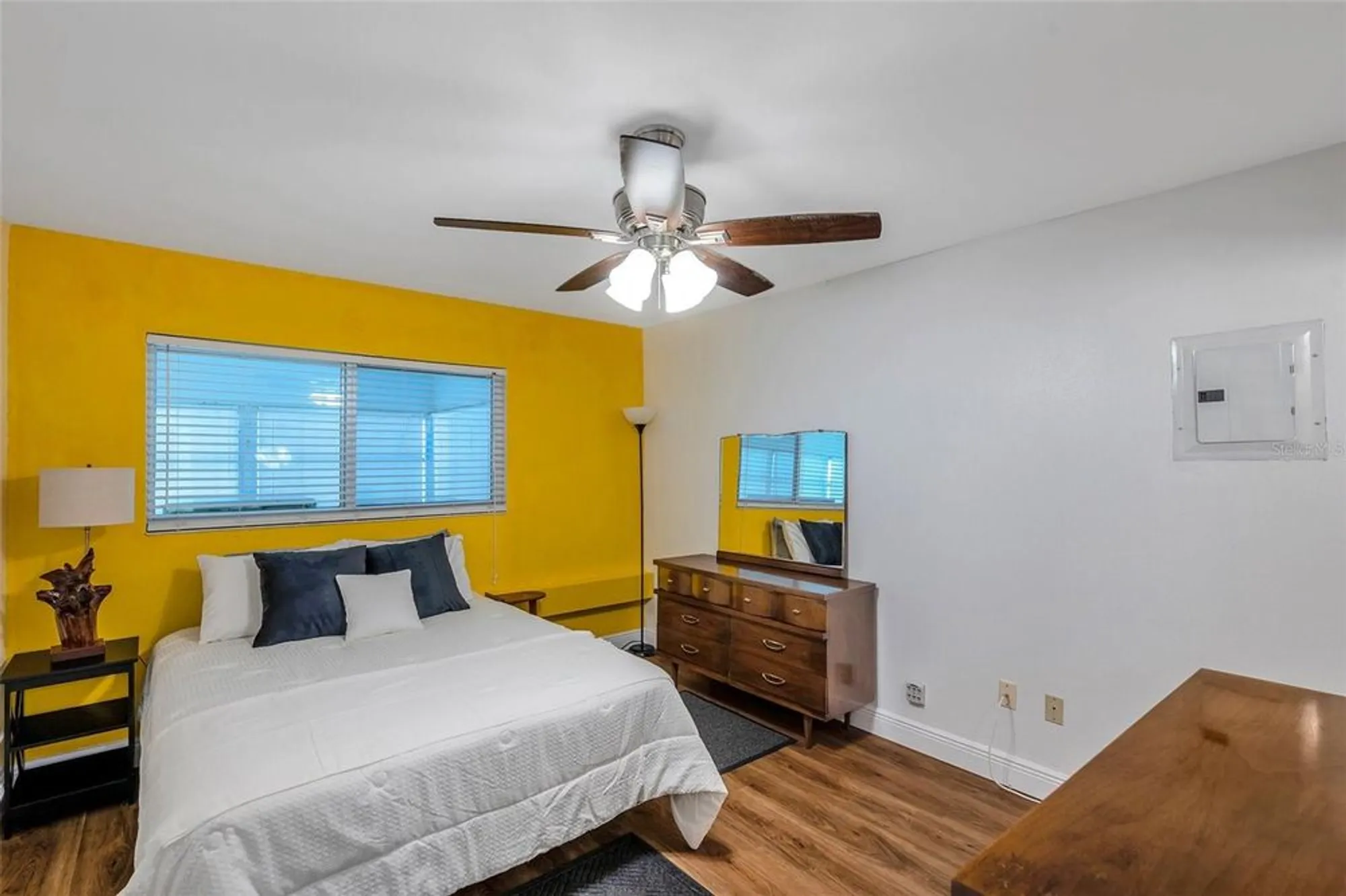 Property Slideshow image 21 of 56 | 1801 bedford ter apt 221, Sun City Center, FL, 33573