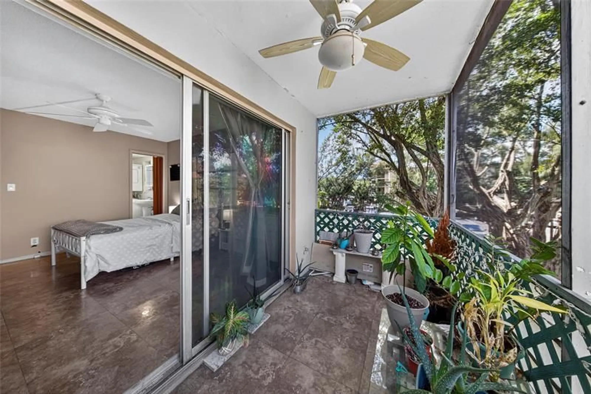 Property Slideshow image 21 of 41 | 2901 nw 47th ter apt 245a, Lauderdale Lakes, FL, 33313